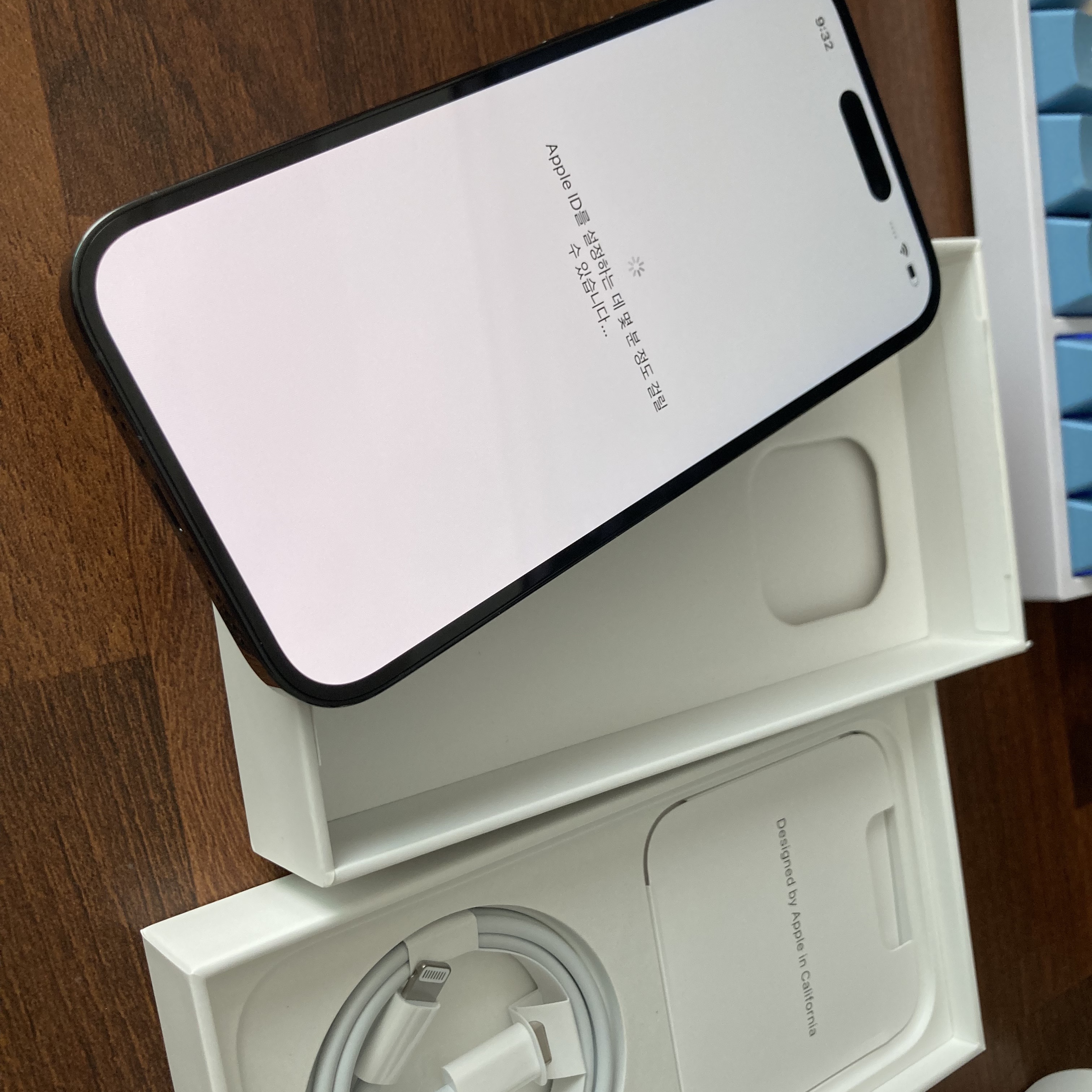 Apple iPhone 14 Pro 128GB Space Black (Korean Ver.) 착용 스타일