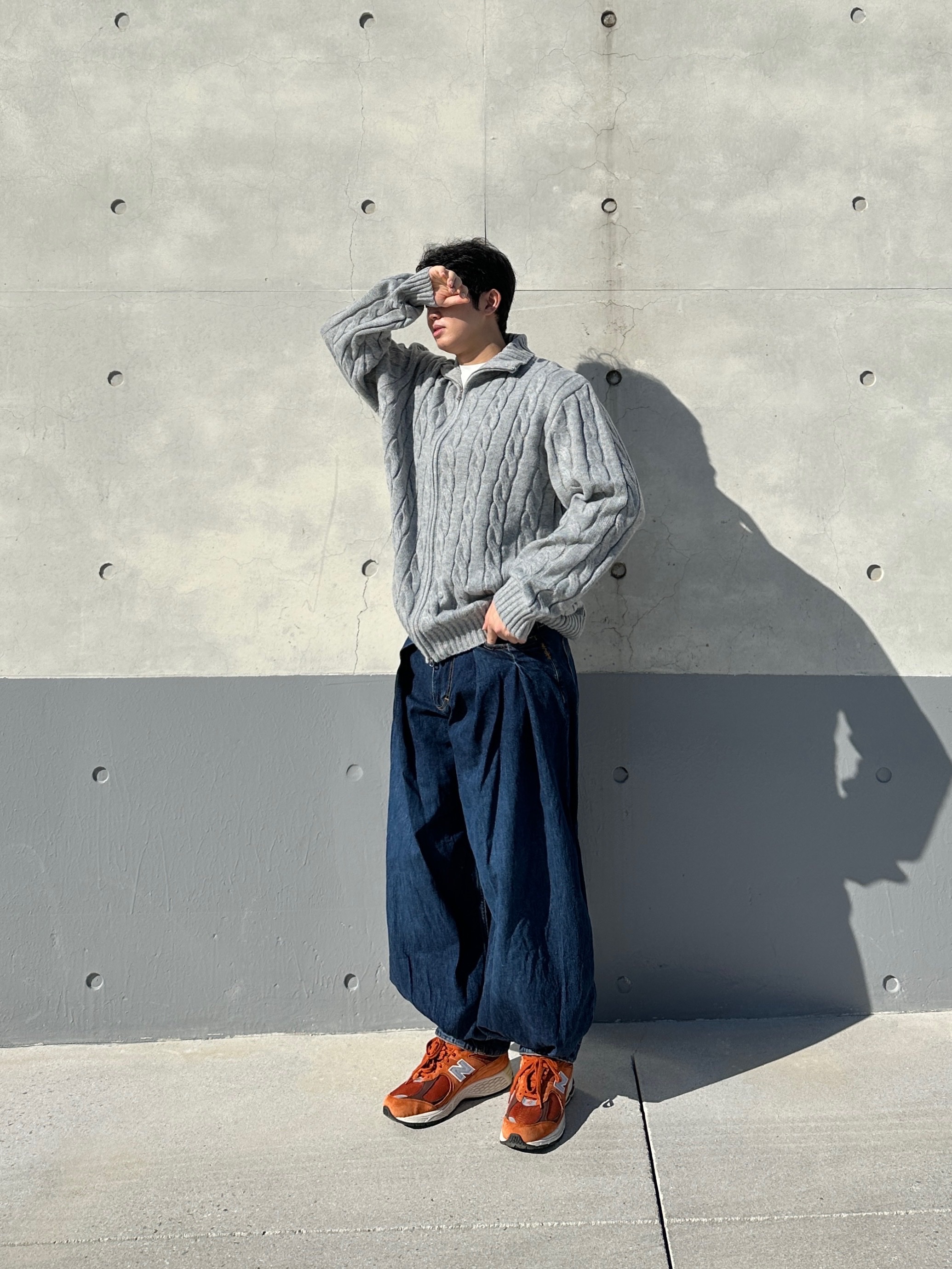 New Balance 2002R Rust Oxide, Zara x Ader Error Wide Leg Jeans Blue 착용 스타일 - 1