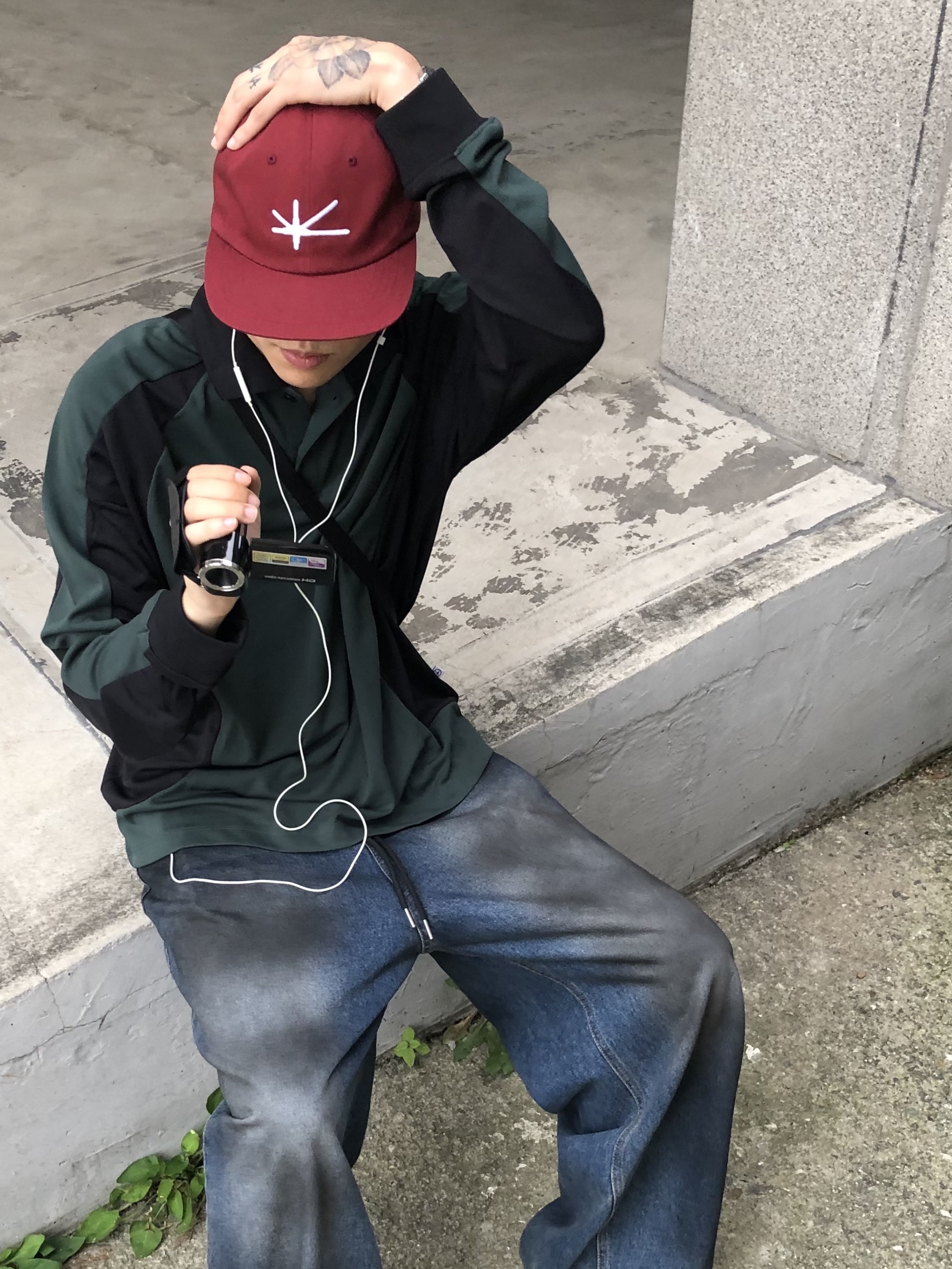 Softoffice Community Cap - Burgundy, Adidas x Wales Bonner Samba Brown Ecru Tint 착용 스타일 - 3