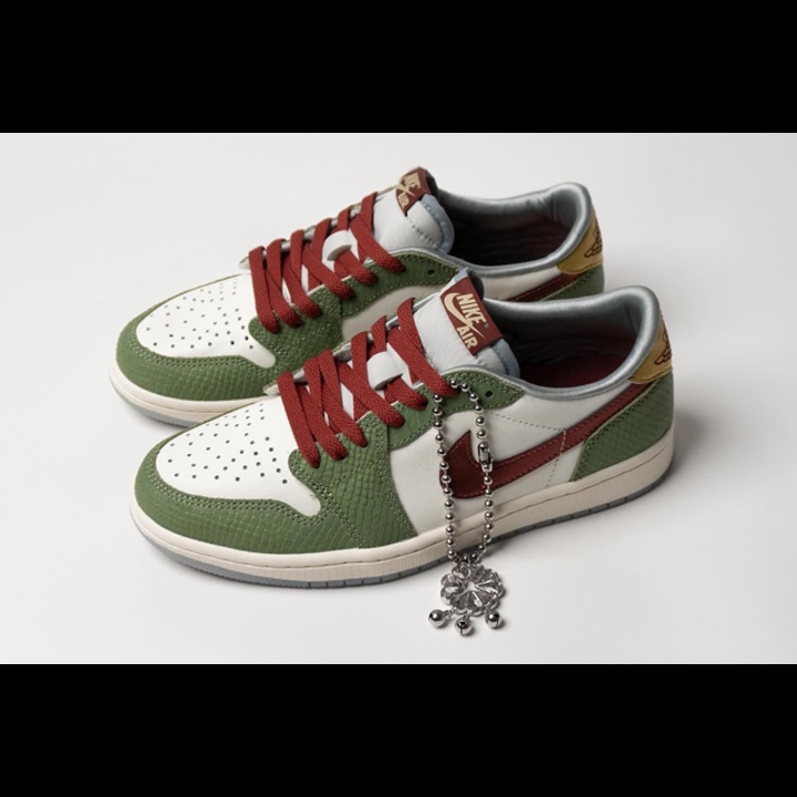 Jordan 1 Retro Low OG Chinese New Year 착용 스타일 - 3