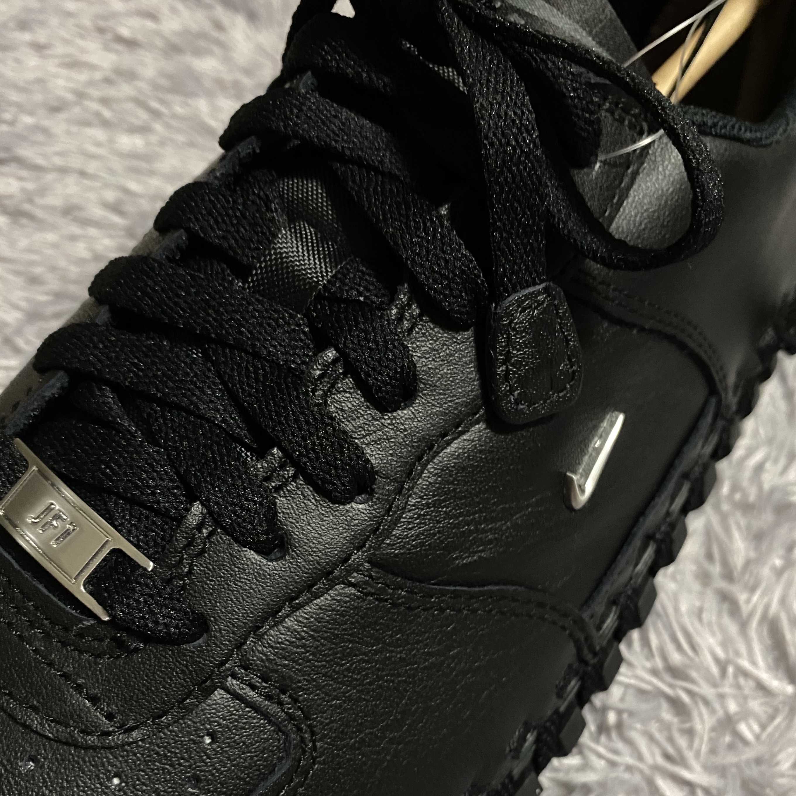 Nike x Jacquemus J Force 1 Low LX SP Black 착용 스타일 - 4