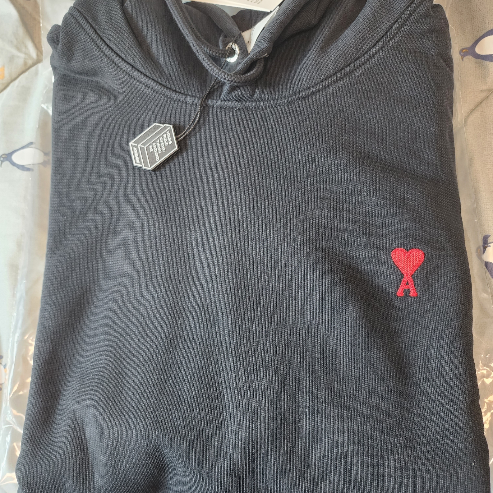 AMI de Coeur Hoodie Black - 22SS 착용 스타일