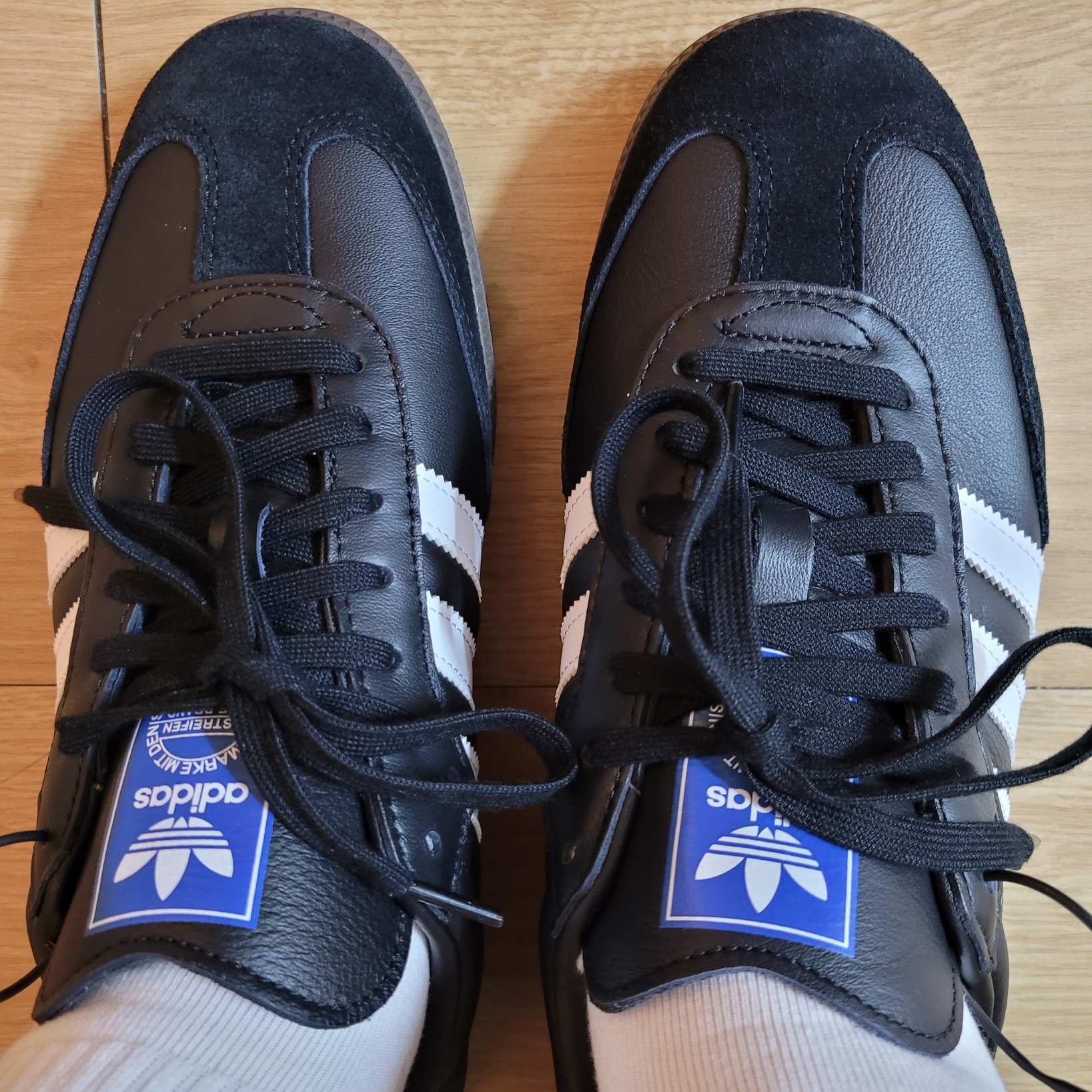 Adidas Samba OG Black White Gum 착용 스타일