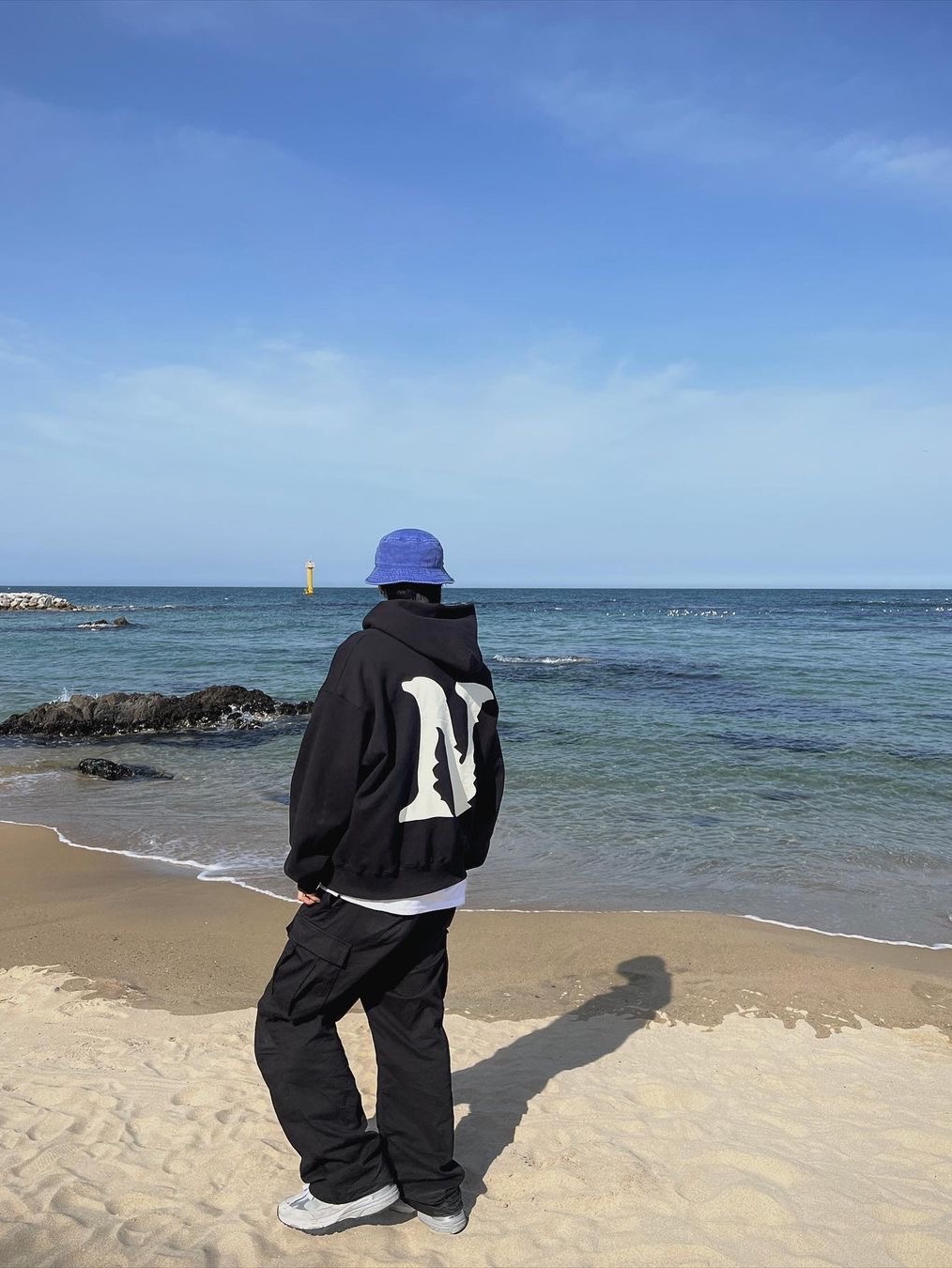 Netherworld Hoodie Black, New Balance 990v6 Made in USA Grey - D Standard 착용 스타일 - 4