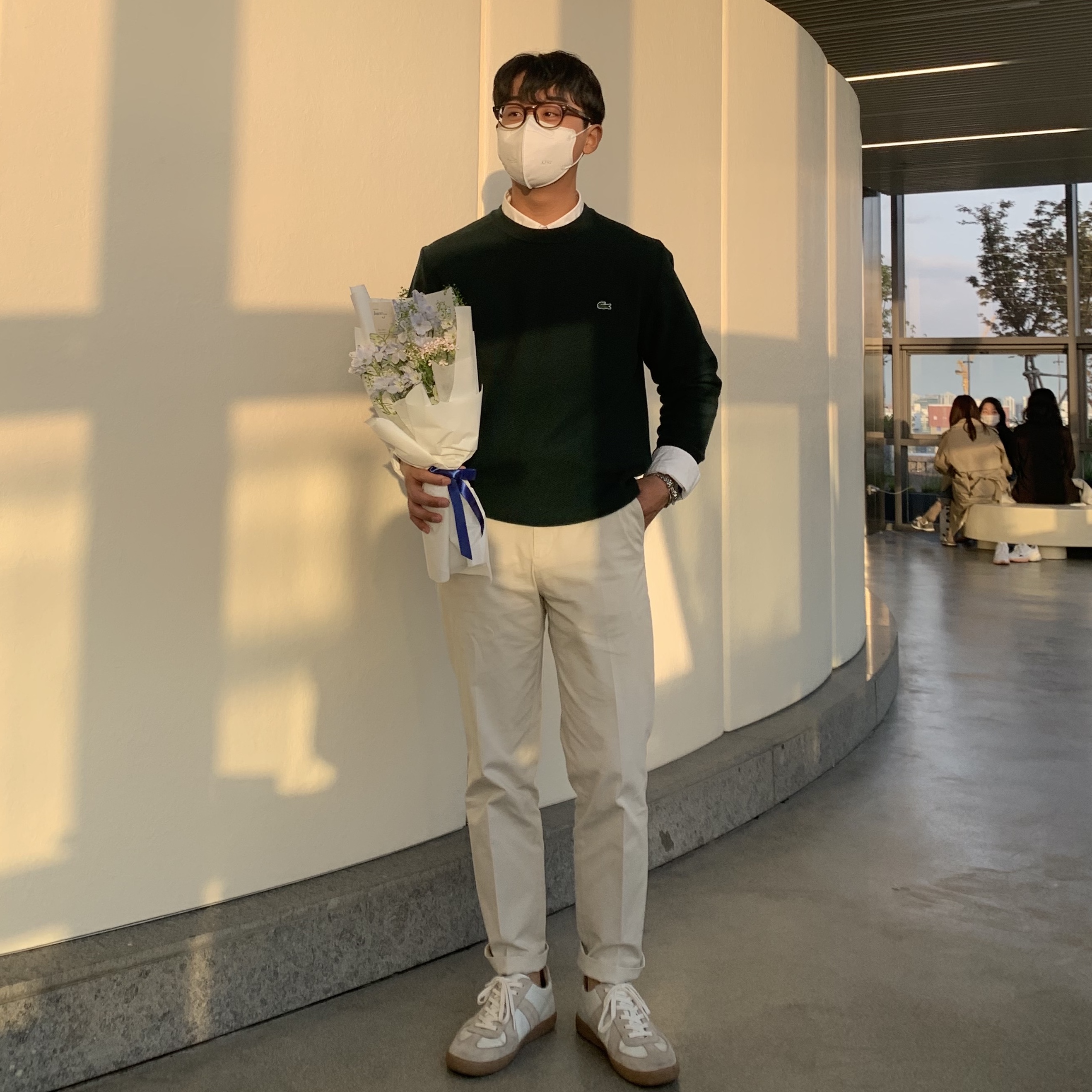 Lacoste Basic Crewneck Pullover Green 착용 스타일