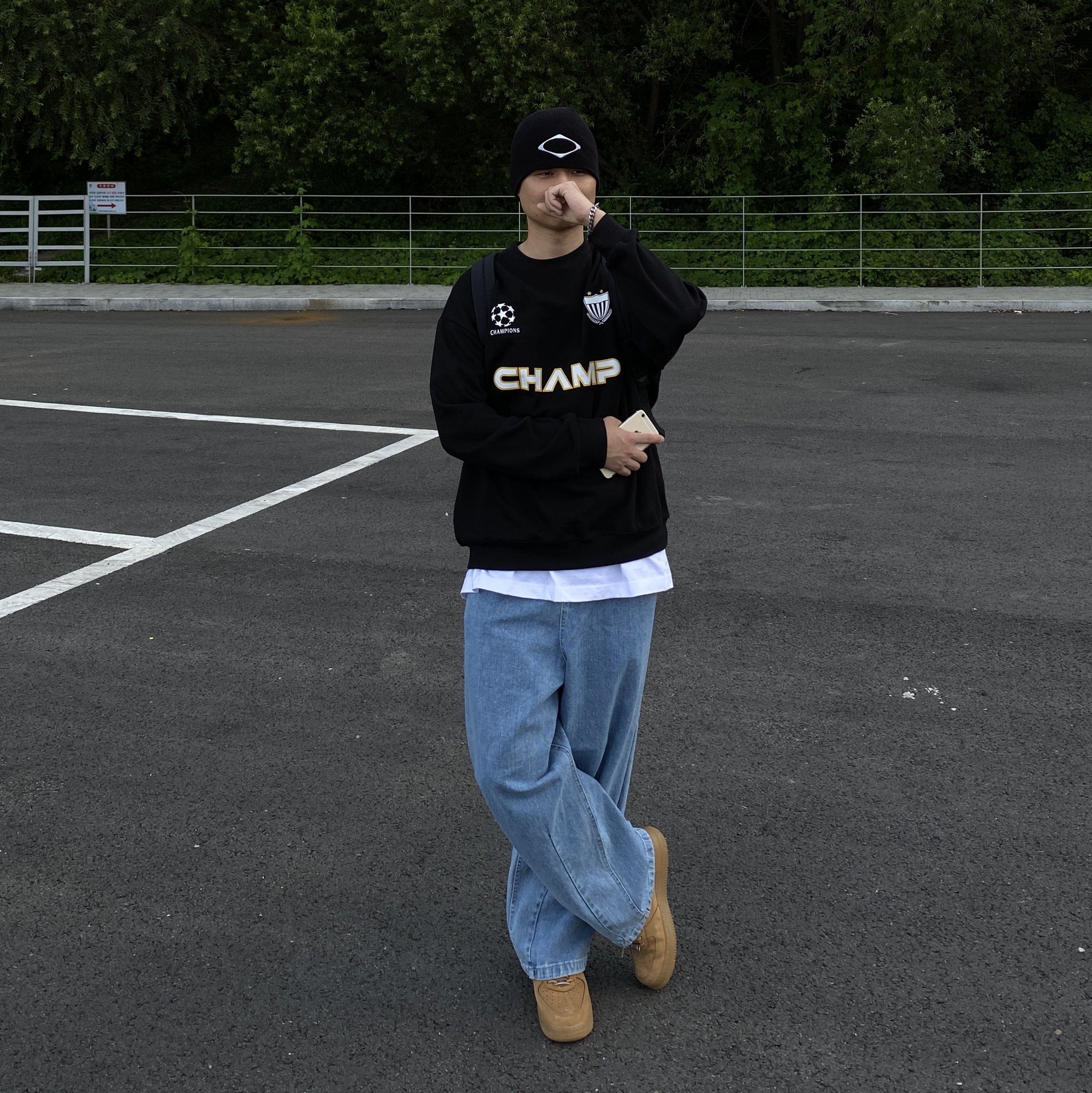 (W) Mischief Rhombus Beanie Black, Nike x Supreme Air Force 1 Low Flax 착용 스타일 - 1