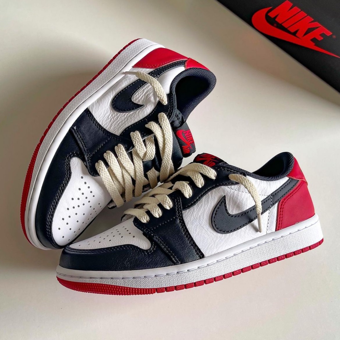 Jordan 1 Retro Low OG Black Toe 착용 스타일