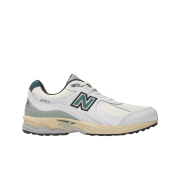 New Balance 2002R Golf White Green