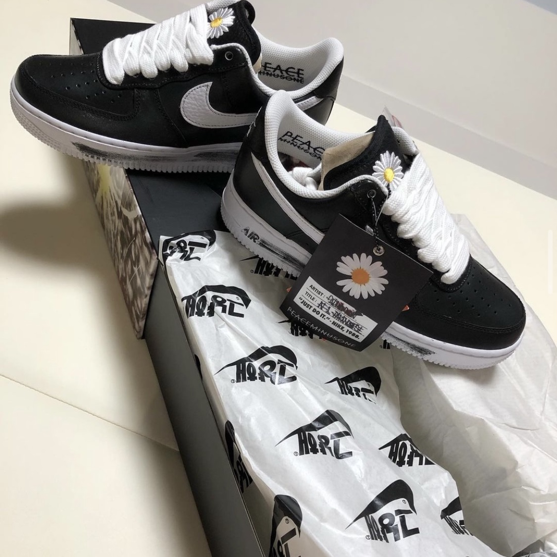 Nike x Peaceminusone Air Force 1 Low Para-Noise 착용 스타일 - 2