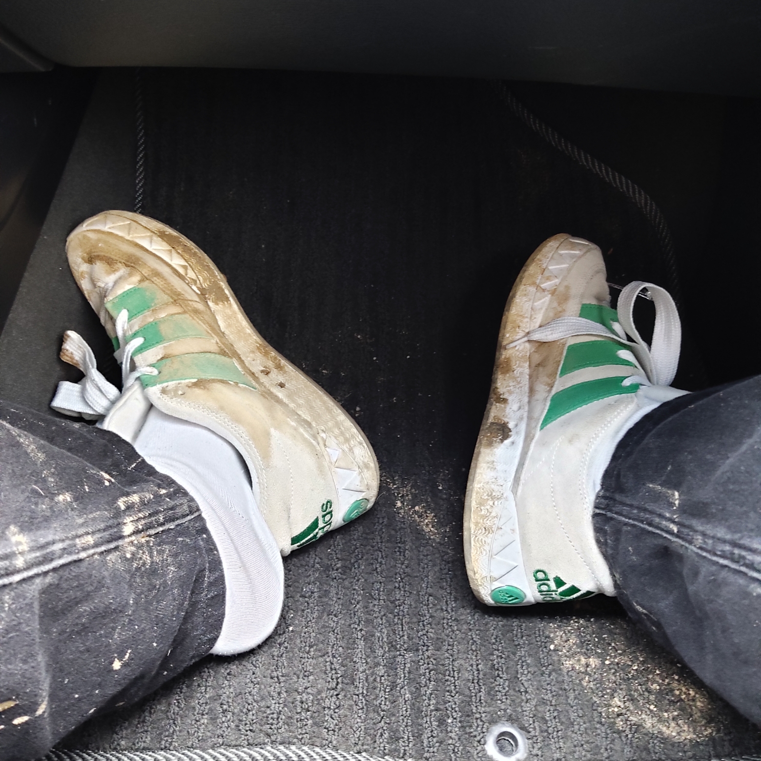 Adidas x Bodega x Beams Adimatic Off White Green 착용 스타일