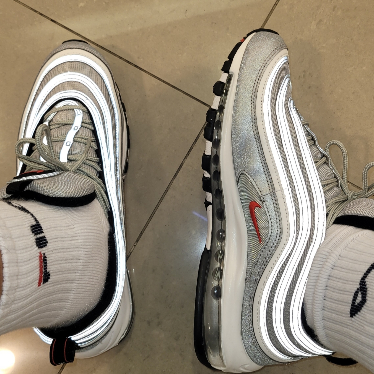Nike Air Max 97 OG Silver Bullet 2022 착용 스타일