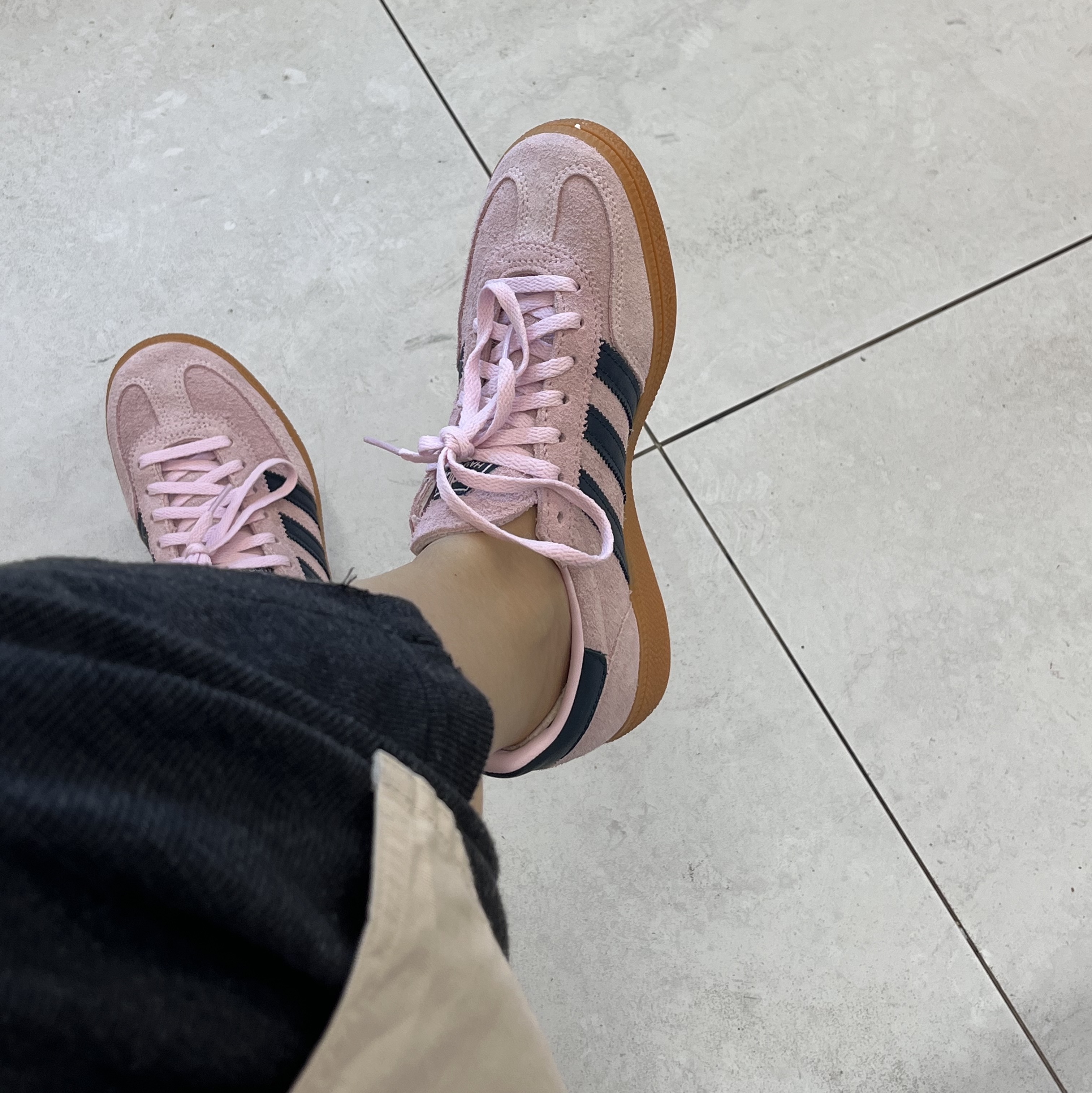 (W) Adidas Spezial Handball Clear Pink 착용 스타일