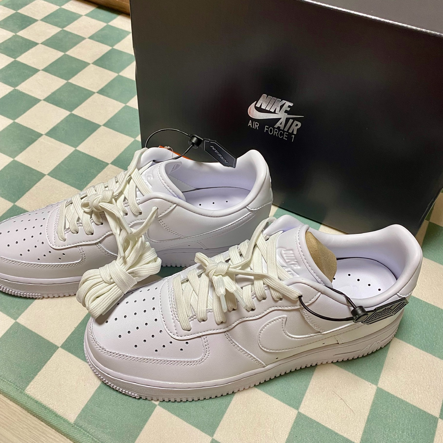 Nike Air Force 1 '07 Fresh White 착용 스타일 - 1