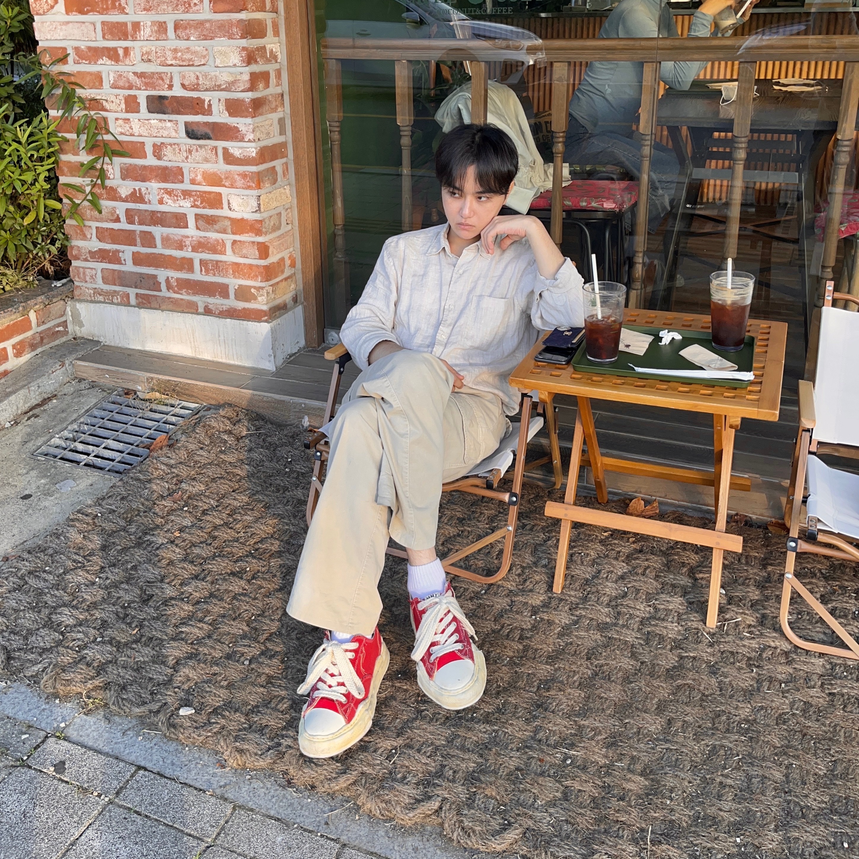 Maison Mihara Yasuhiro Peterson OG Sole OD Canvas Low-top Sneakers Red 착용 스타일
