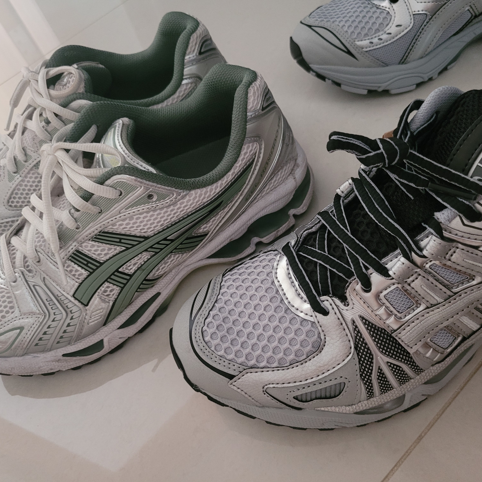 Asics Gel-Kayano Legacy Pure Silver, Asics Gel-Kayano 14 White Slate Grey 착용 스타일