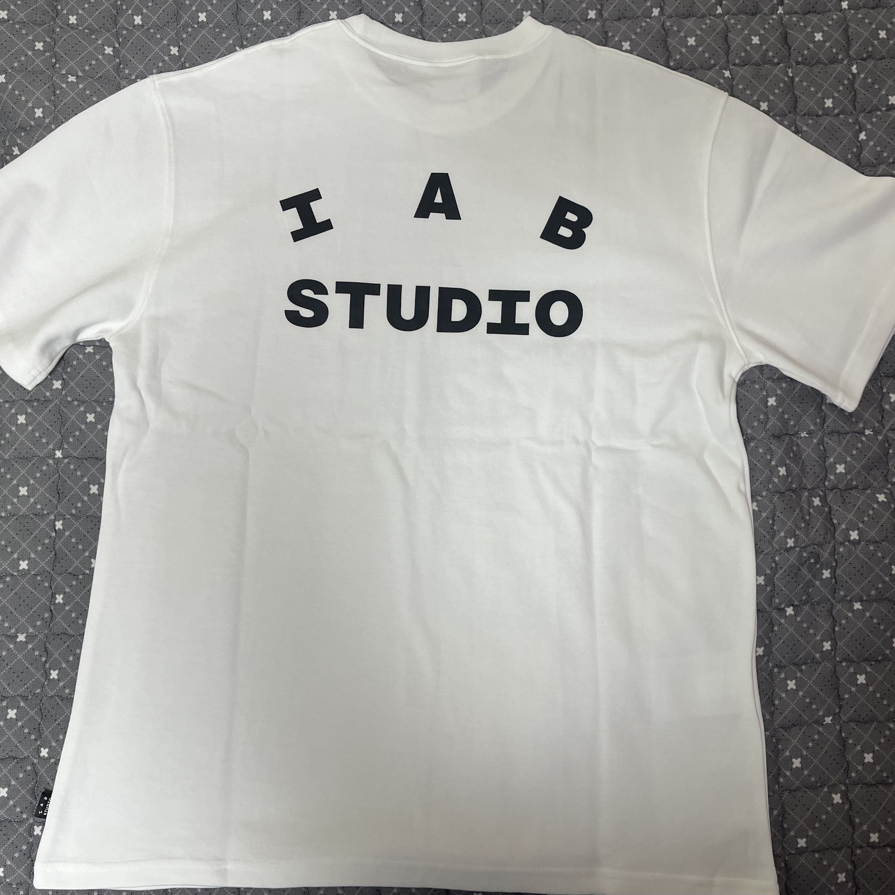 IAB Studio T-Shirt White - 23FW 착용 스타일 - 1
