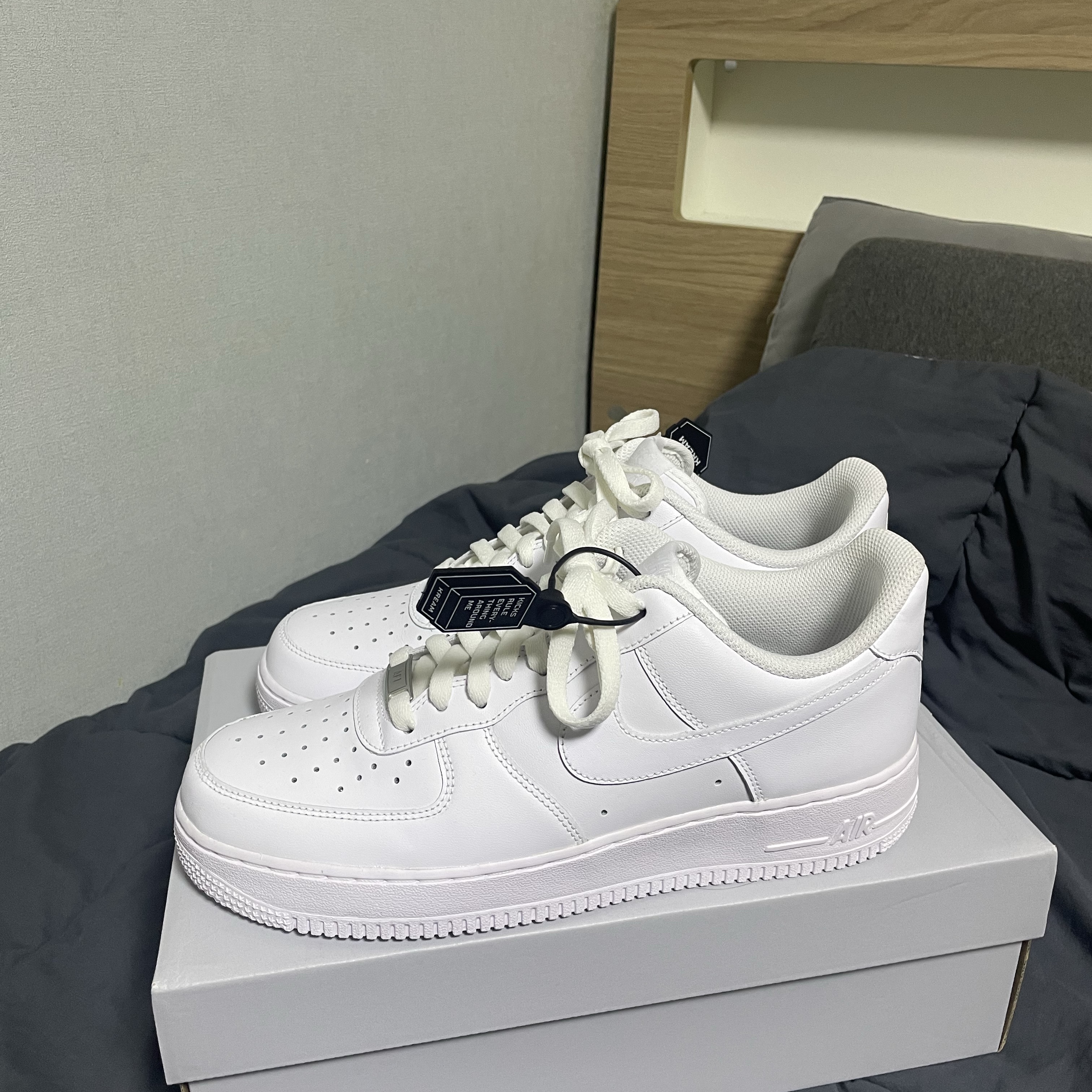 Nike Air Force 1 '07 Low White 착용 스타일