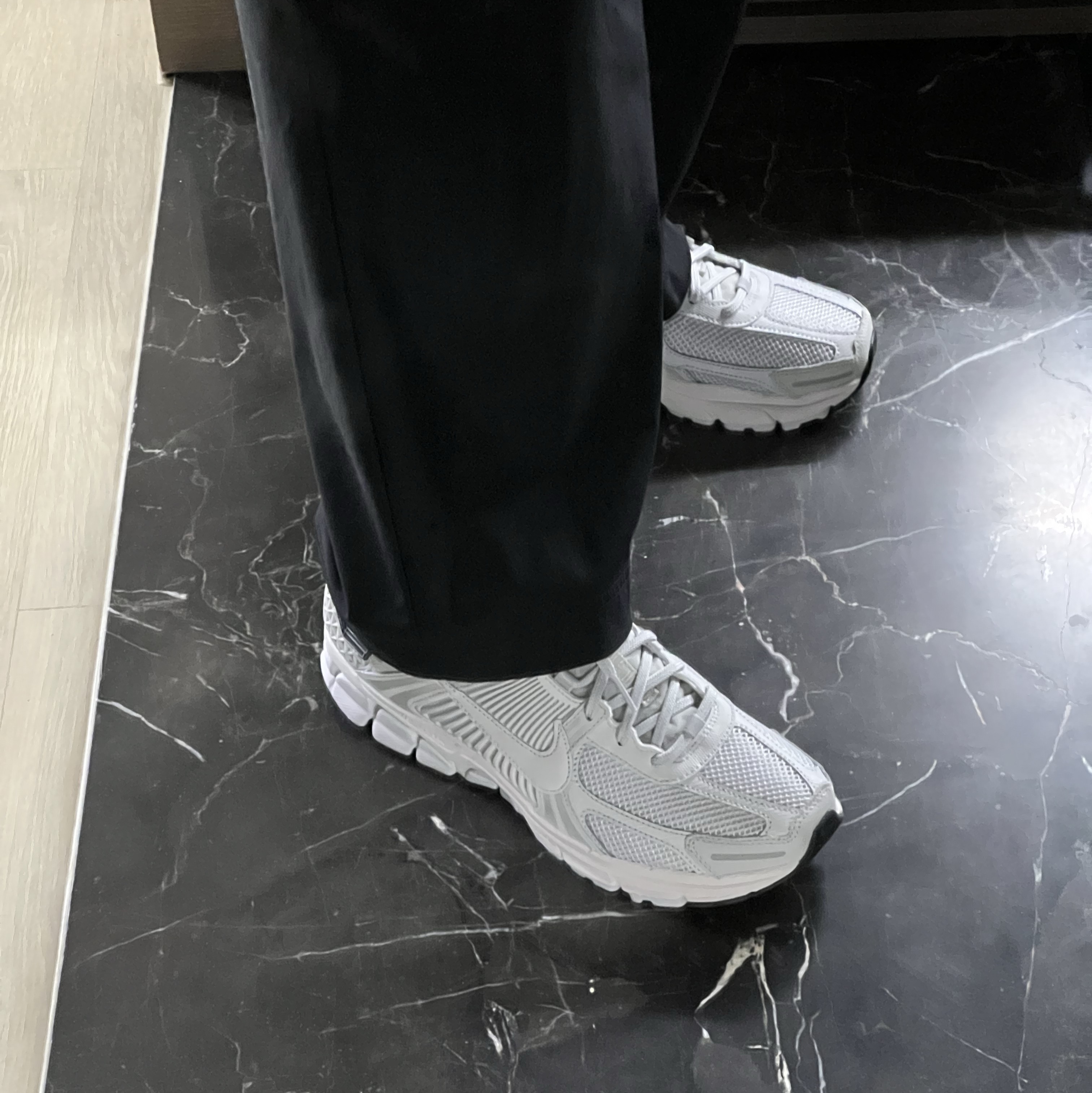 Nike Zoom Vomero 5 SP Vast Grey 2023 착용 스타일