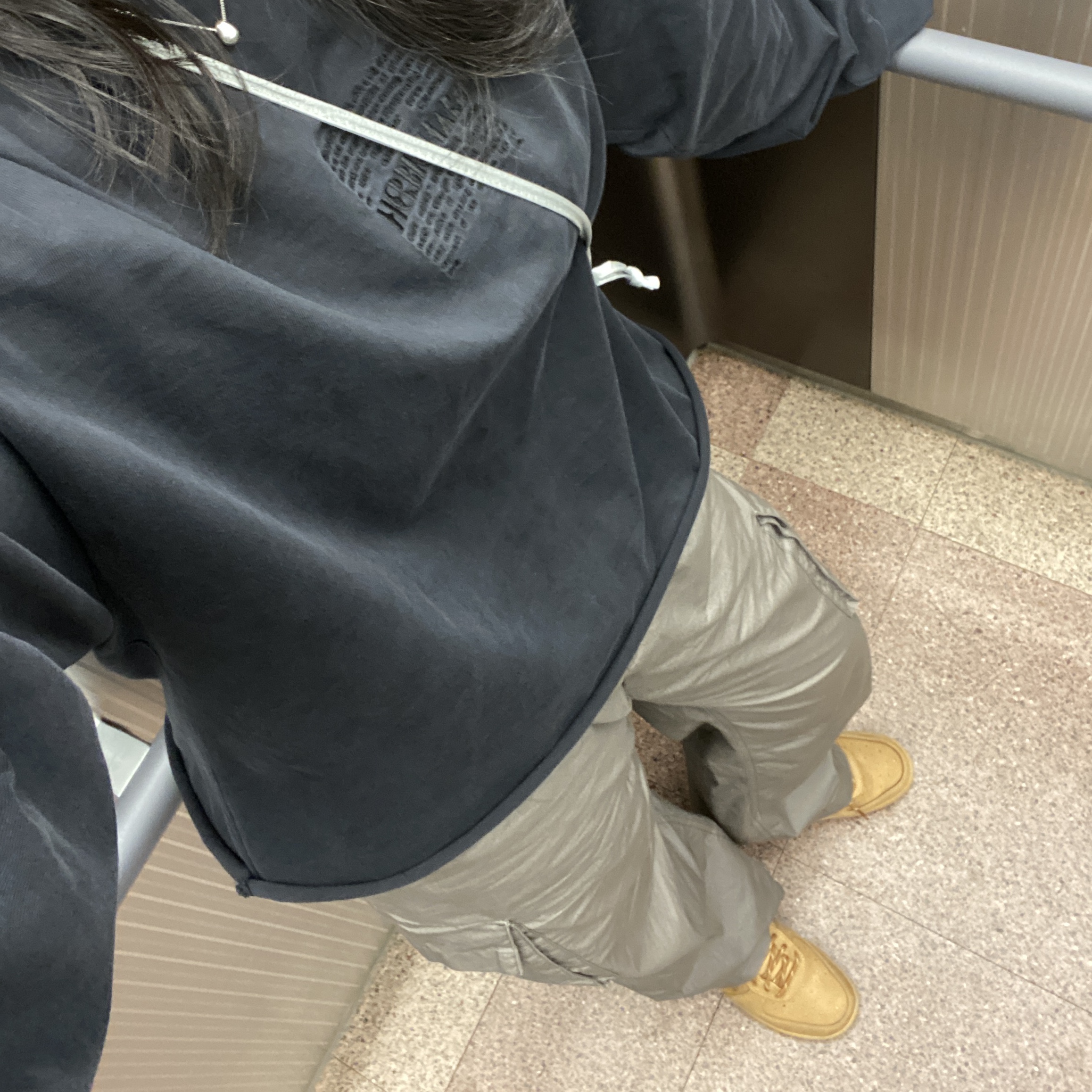 Nike Air Force 1 '07 WB Flax 착용 스타일