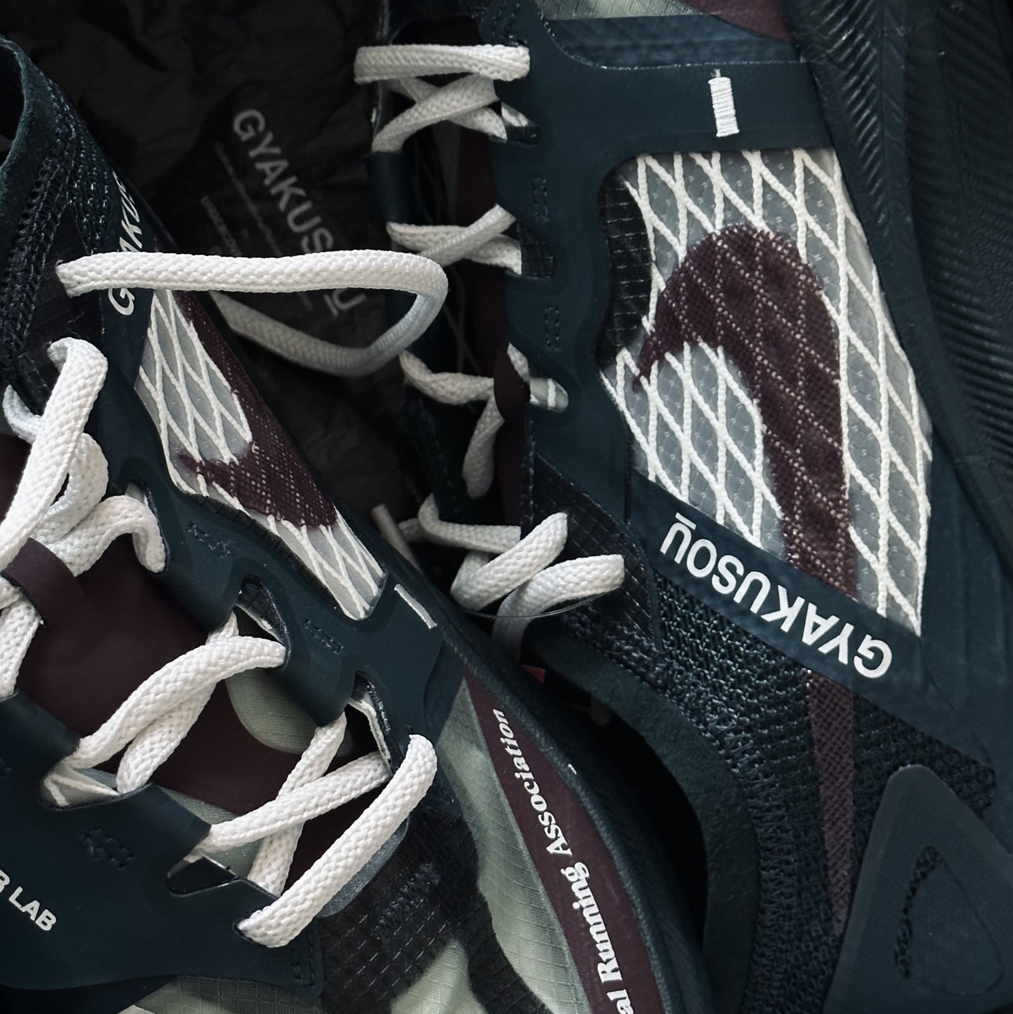Nike x Undercover Gyakusou ZoomX VaporFly Next% Midnight Spruce 착용 스타일