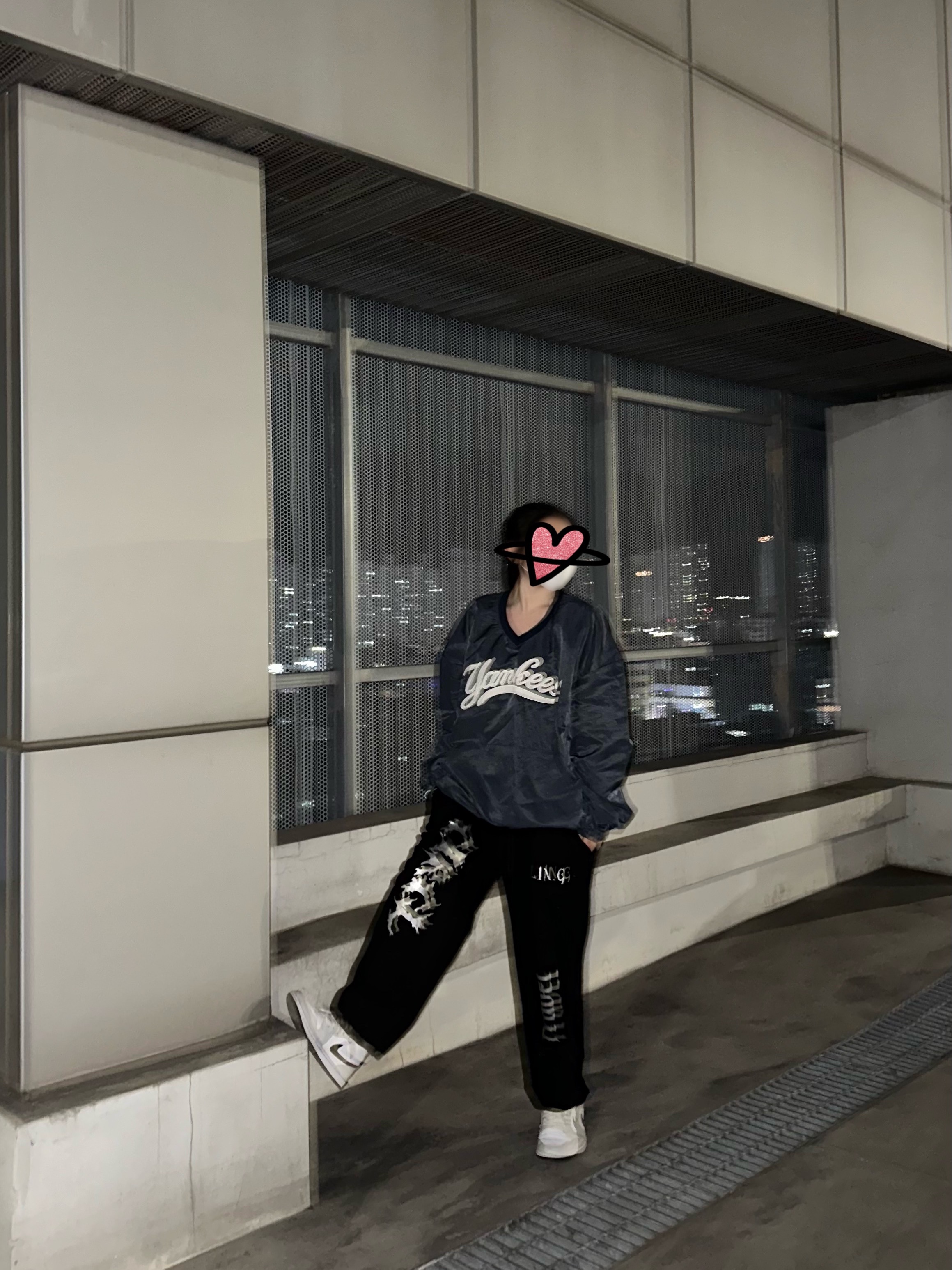 (W) Jordan 1 Mid Grey Fog 착용 스타일 - 3