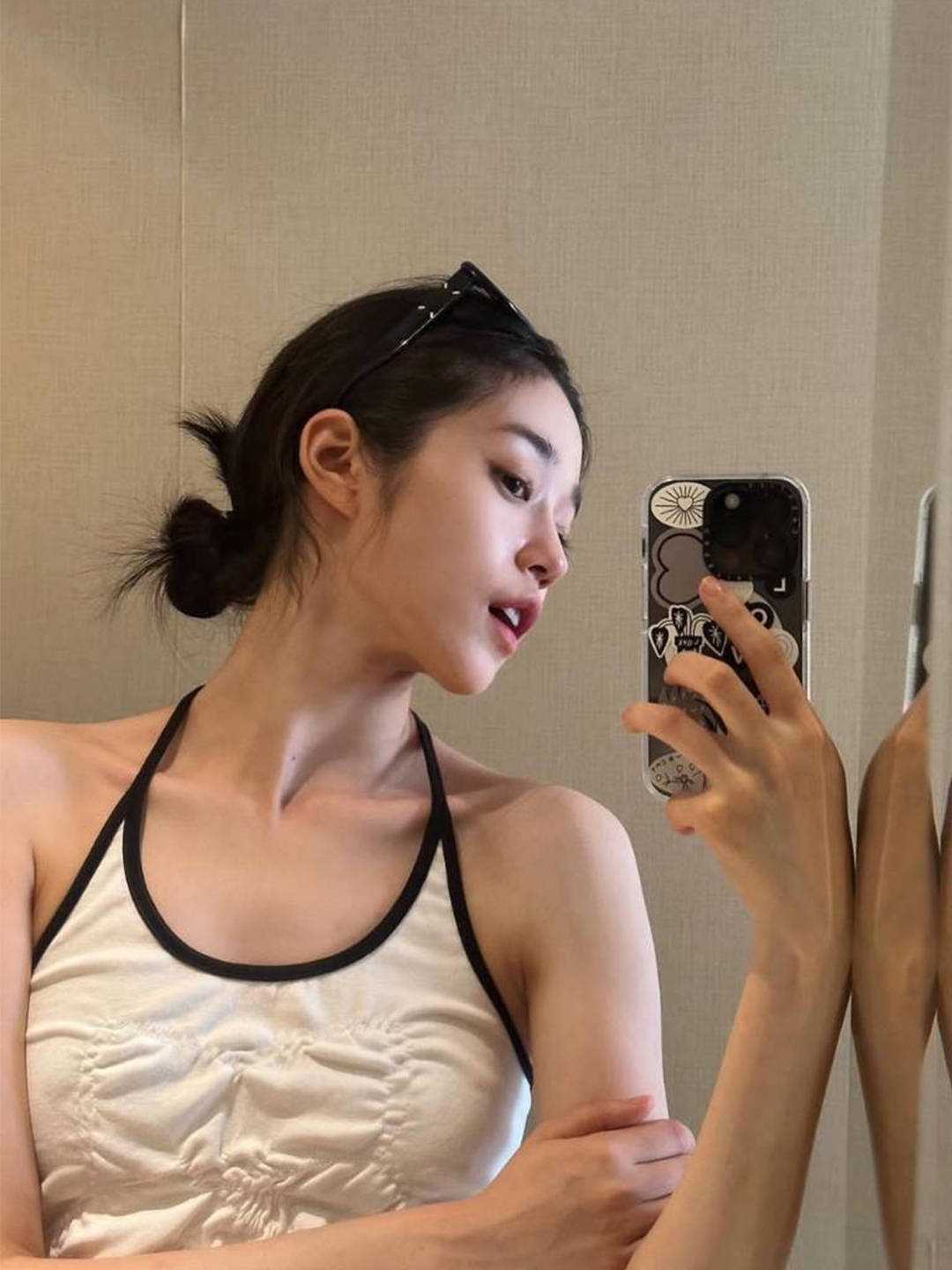 Gentle Monster x Maison Margiela MM005 Black Black, Stussy World Tour Zip Hoodie Ash Heather 2023 착용 스타일 - 2