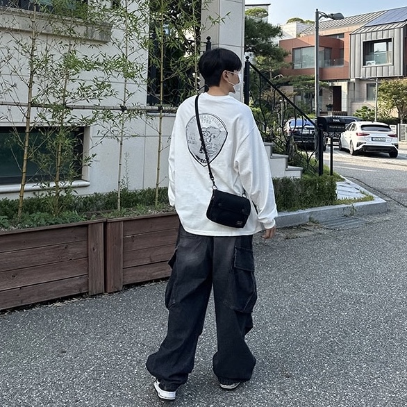 Porter Tanker Shoulder Bag Black, Nike x Stussy Air Force 1 '07 Mid SP Black and Light Bone 착용 스타일