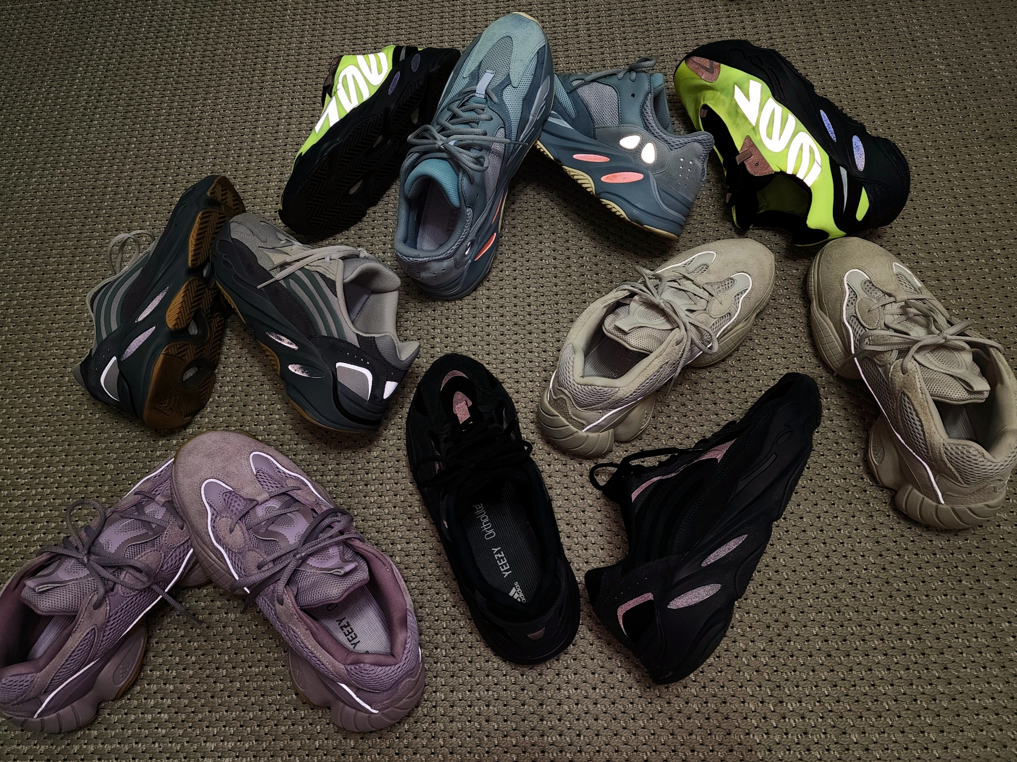 Adidas Yeezy 500 Blush 2018, Adidas Yeezy 500 Soft Vision 착용 스타일 - 3