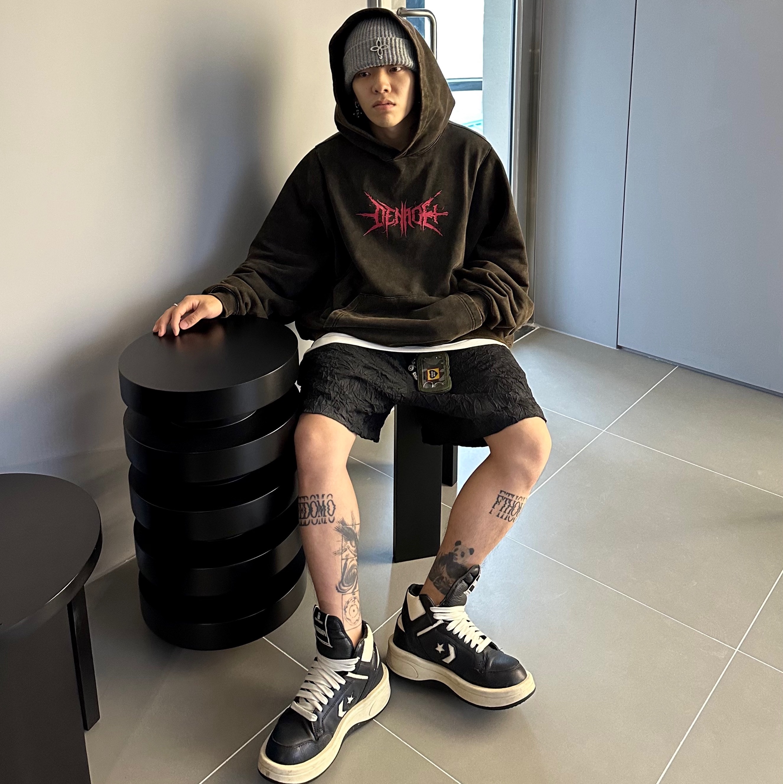 Converse x Drkshdw Turbowpn Black Cream 착용 스타일 - 2
