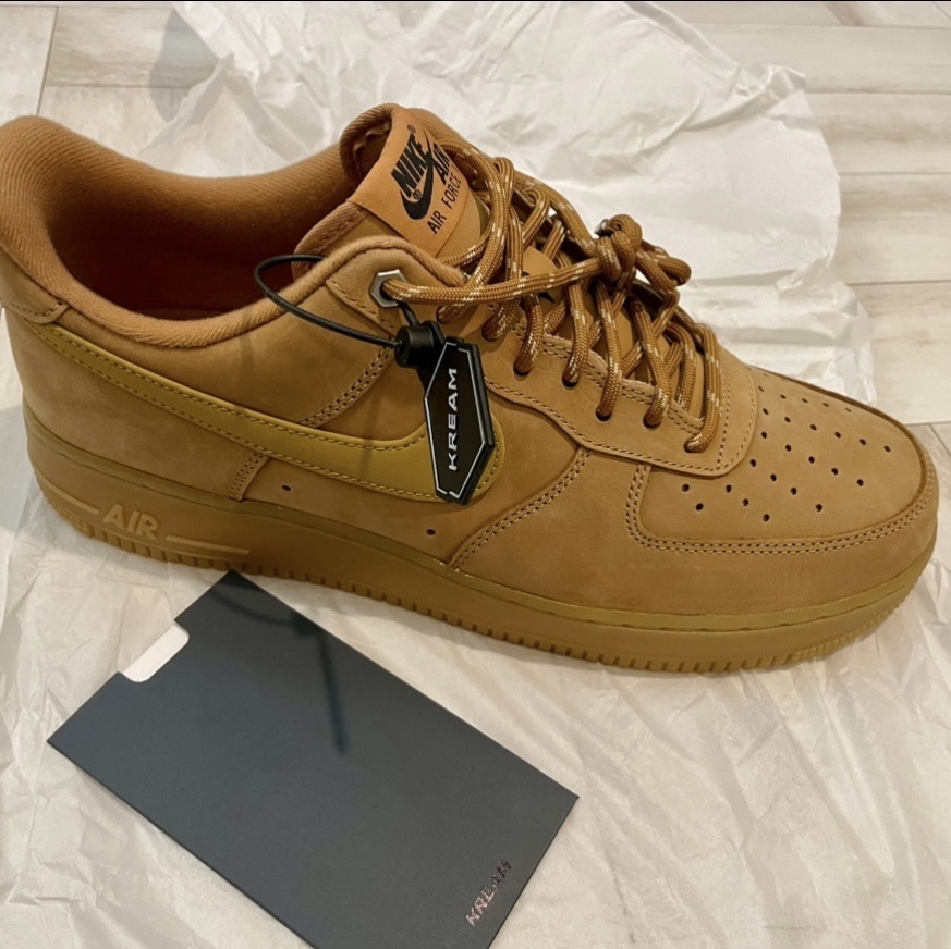 Nike Air Force 1 '07 WB Flax 착용 스타일