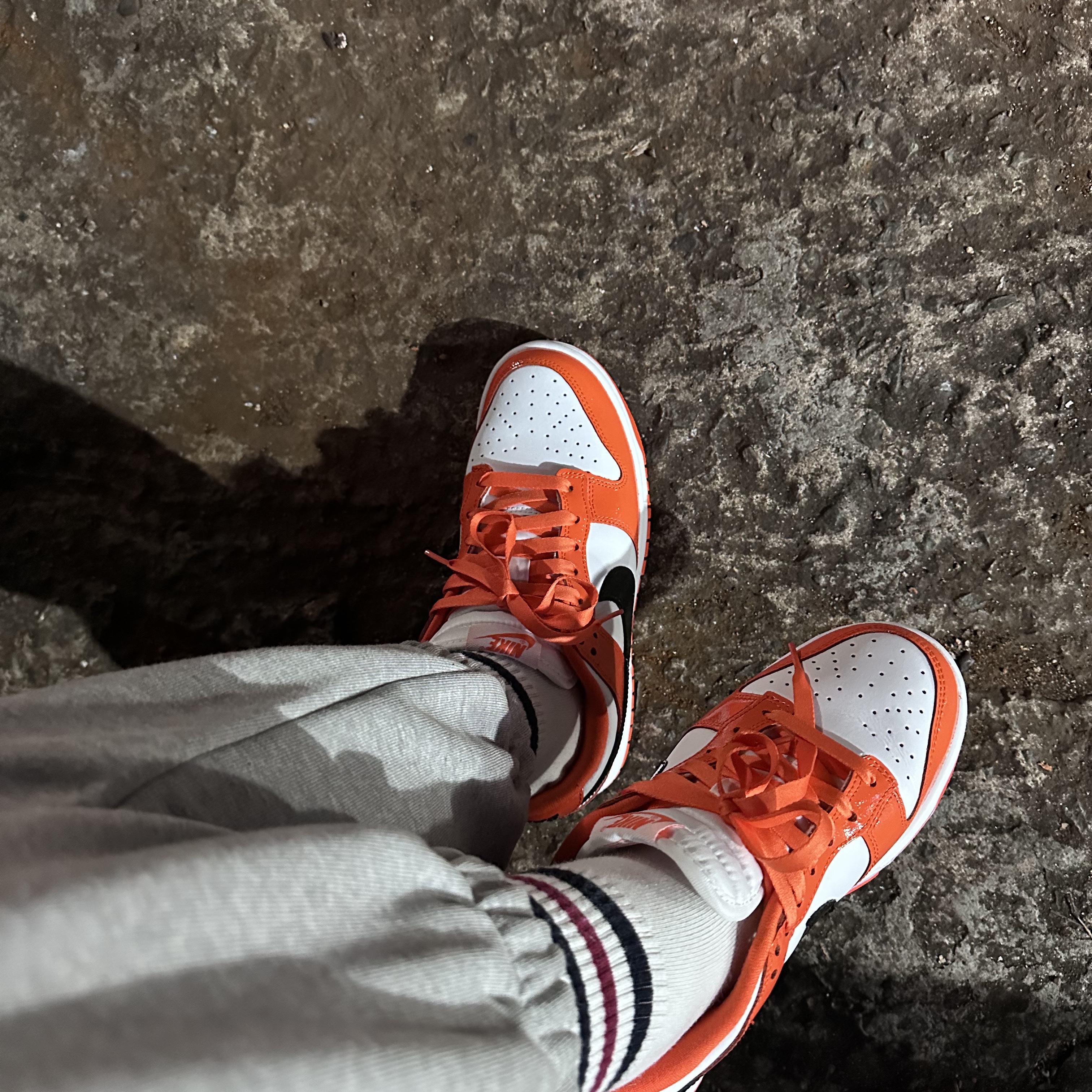(W) Nike Dunk Low Essential Brilliant Orange 착용 스타일