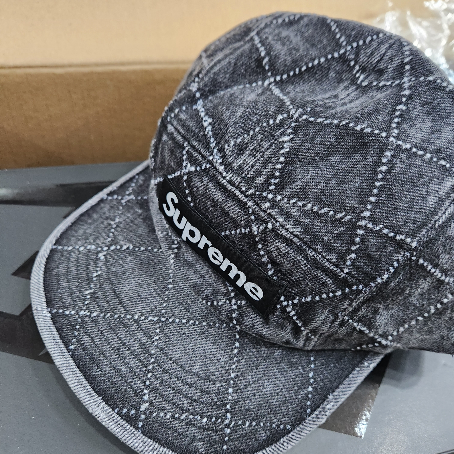 Supreme Punched Denim Camp Cap Black - 23FW 착용 스타일 - 2