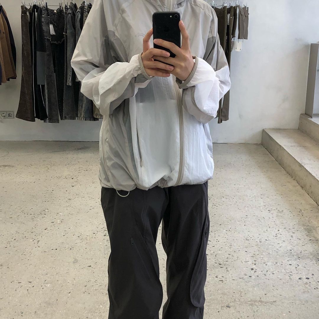 Art of Field Mix Packable Jacket Light Gray, Art of Field Mix Packable Jacket Beige Green 착용 스타일
