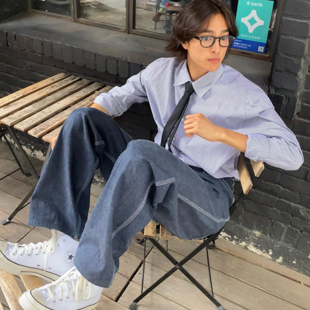 Converse Chuck 70 Black Pinstripe White 착용 스타일 - 3