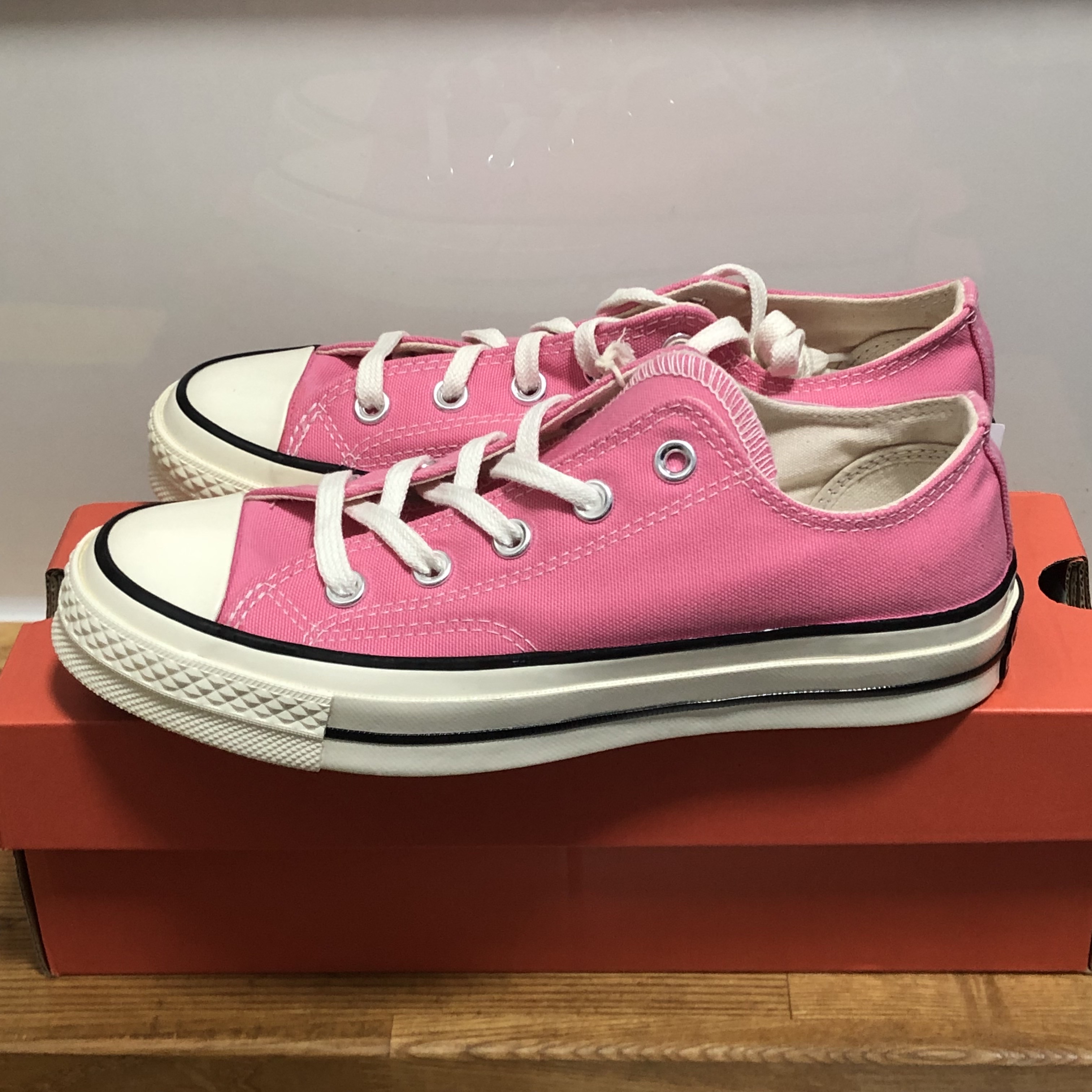 Converse Chuck 70 Ox Vintage Canvas Pink 착용 스타일