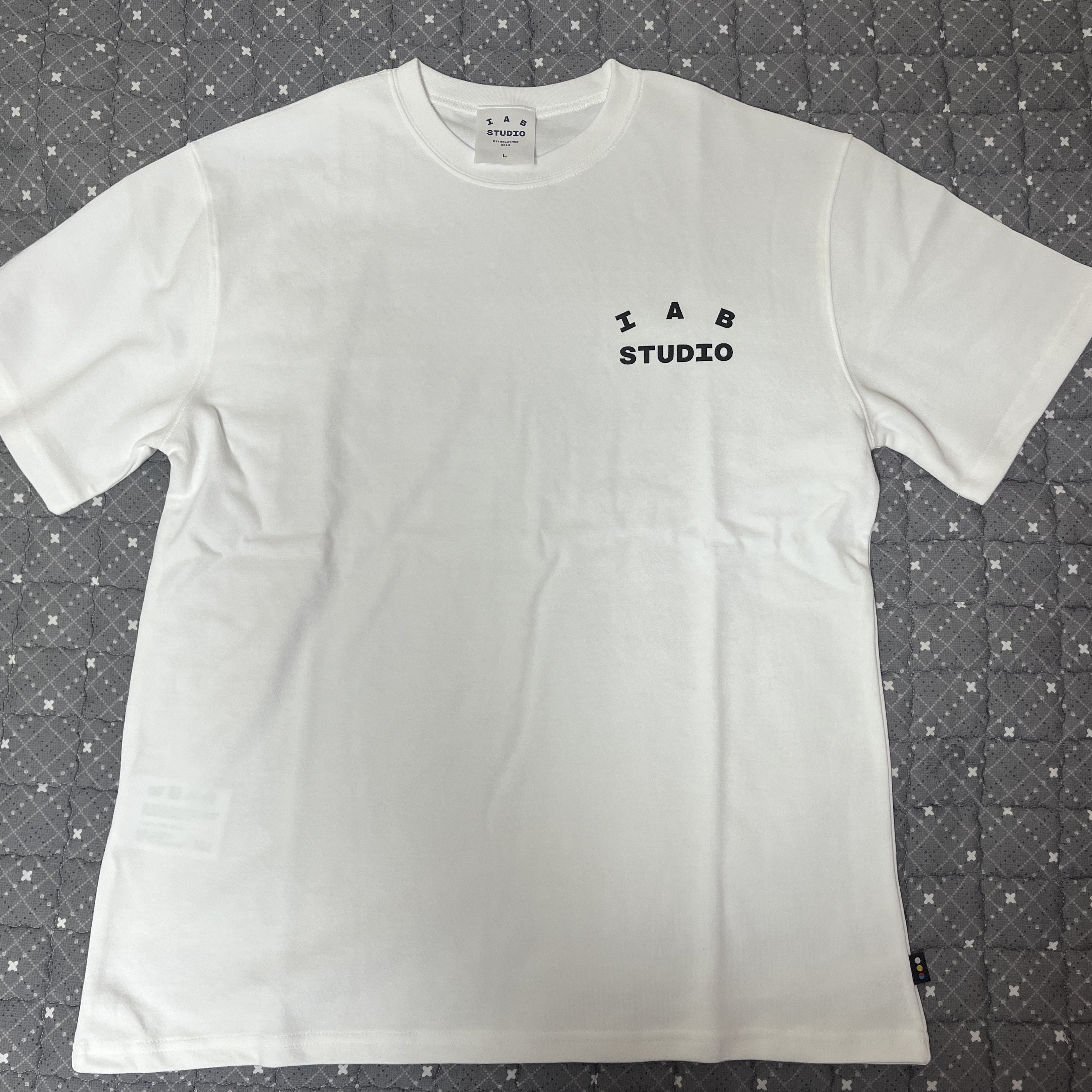 IAB Studio T-Shirt White - 23FW 착용 스타일 - 2
