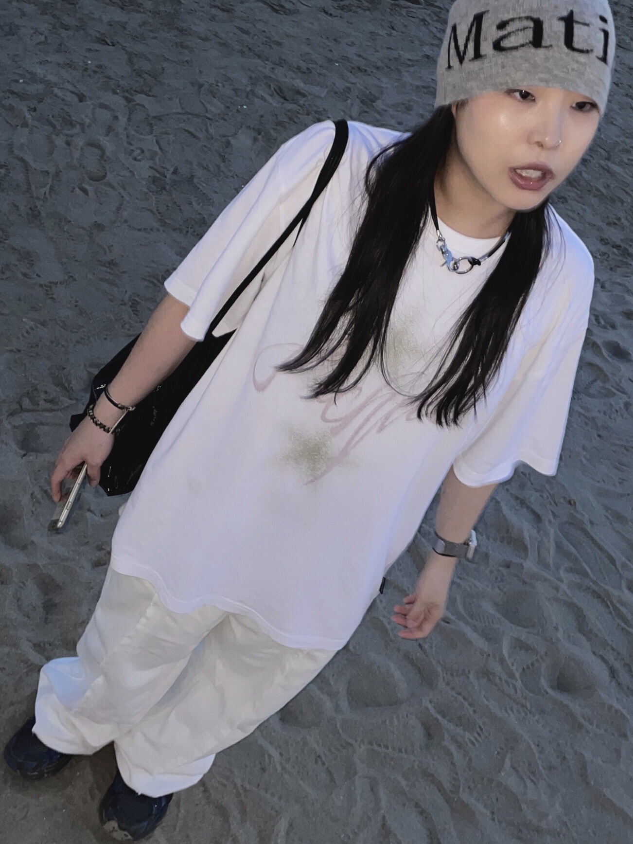 Matin Kim Logo Jacquard Short Beanie Grey, Asics UB4-S Gel-1130 Graphite Grey 착용 스타일 - 2