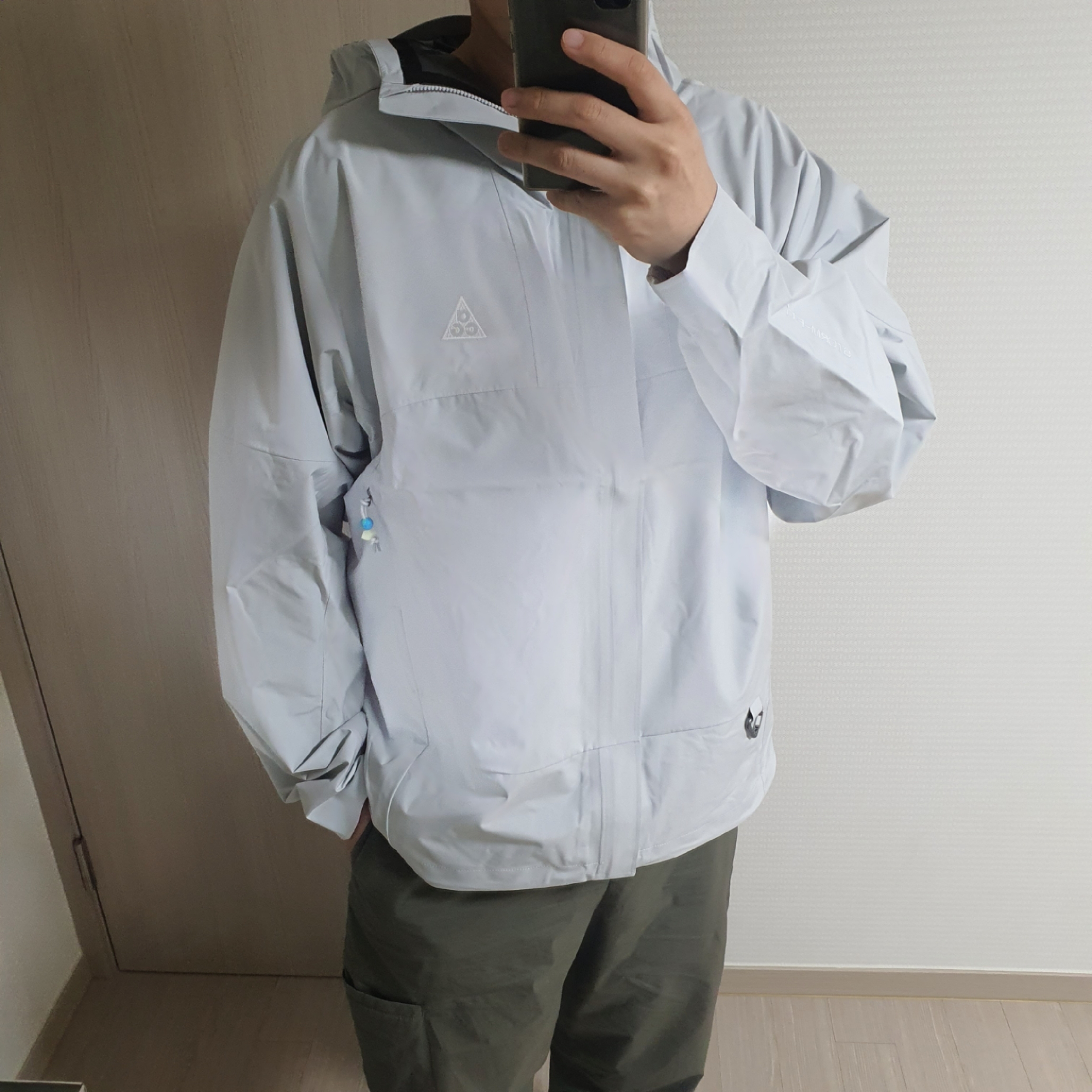 Nike ACG Storm-Fit ADV Cascade Rains Full Zip Jacket Photon Dust - Asia 착용 스타일