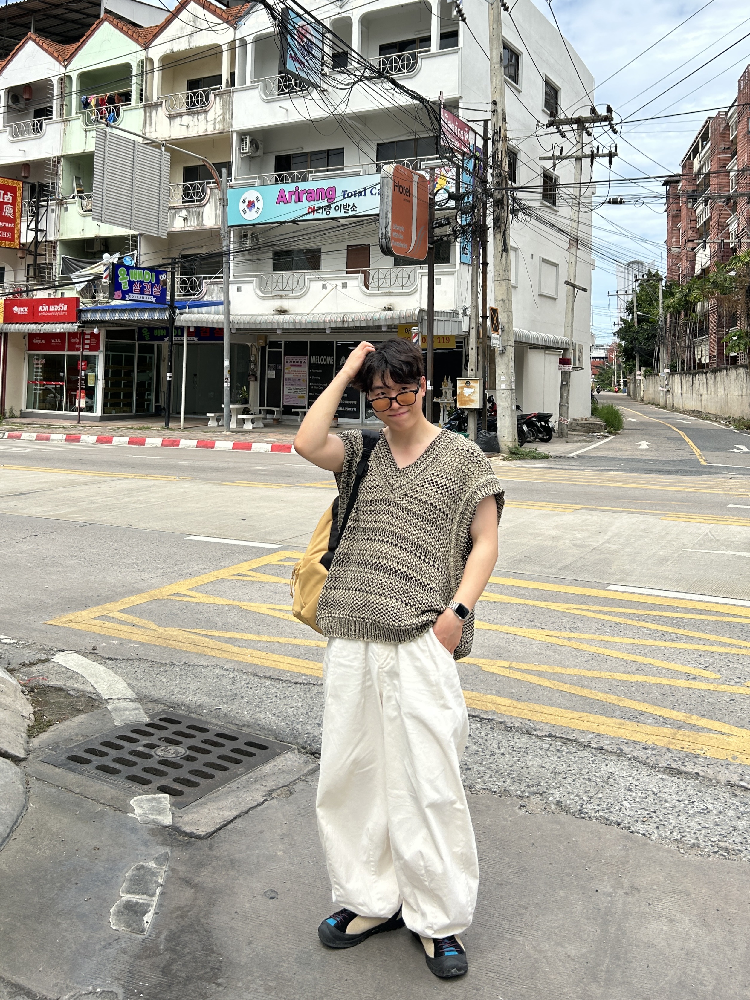 Keen Jasper Rocks SP Sneakers Beige 착용 스타일