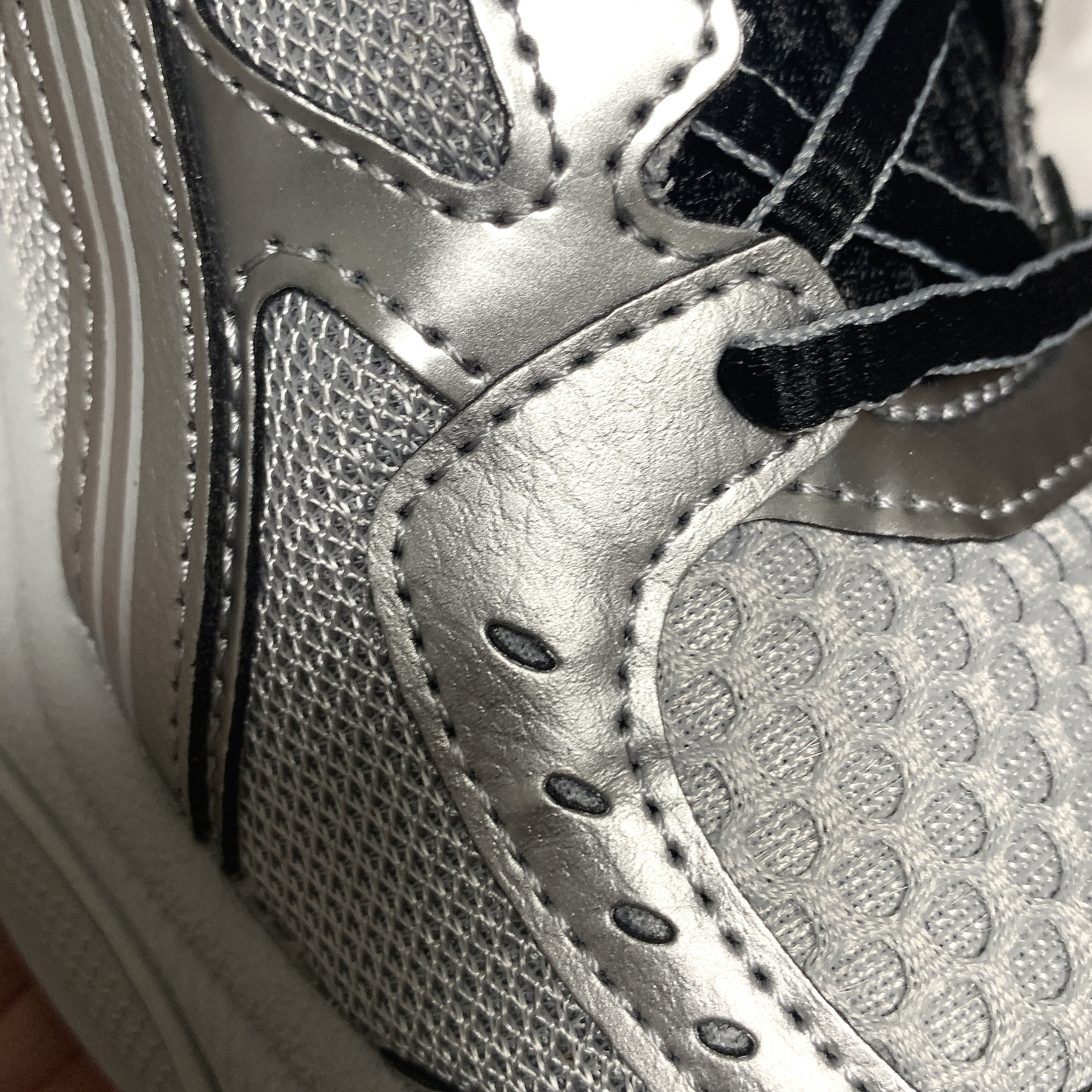 Asics Gel-Kayano Legacy Pure Silver, Asics Gel-Kayano 14 Black Glacier Grey 착용 스타일 - 4