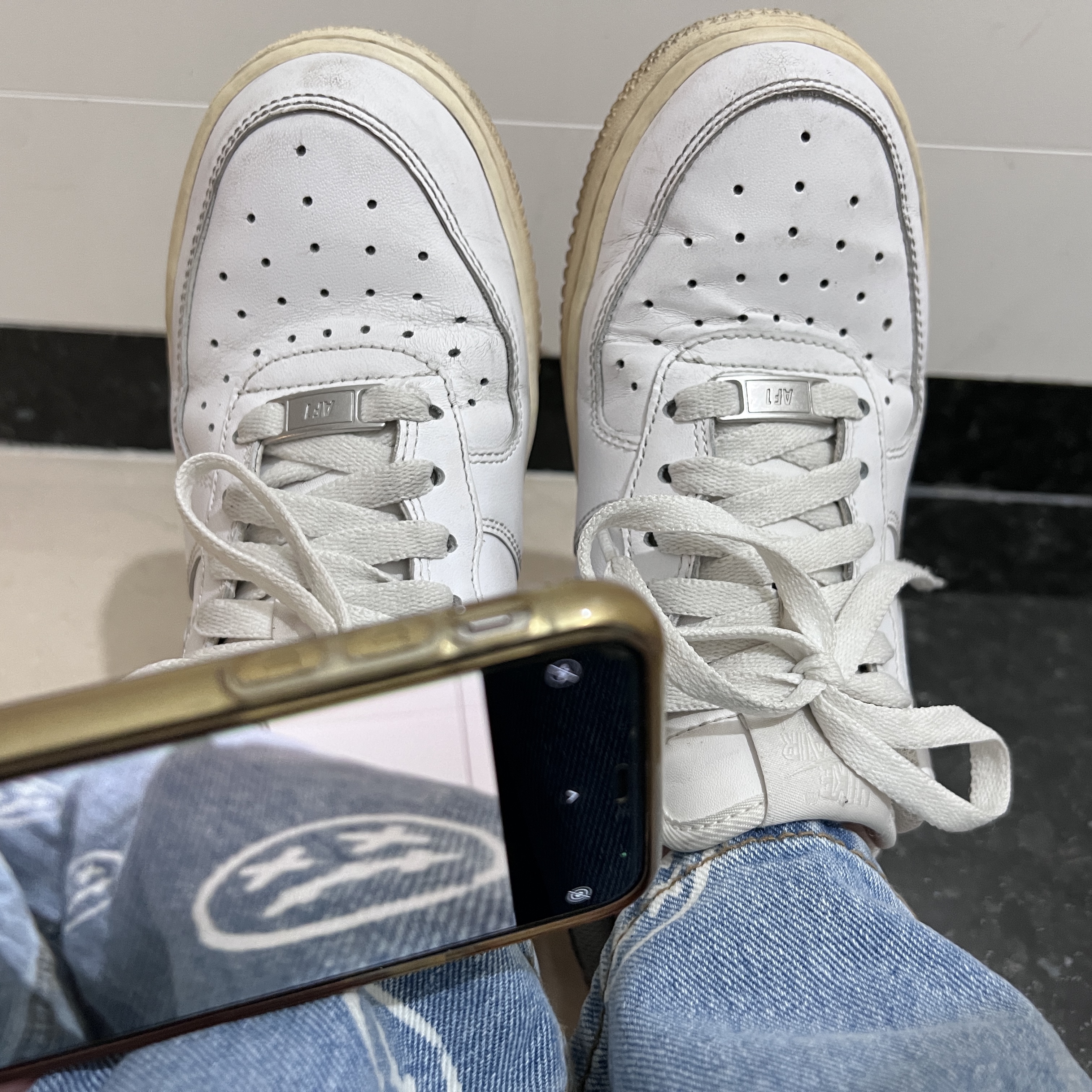 (W) Nike Air Force 1 '07 Low White 착용 스타일