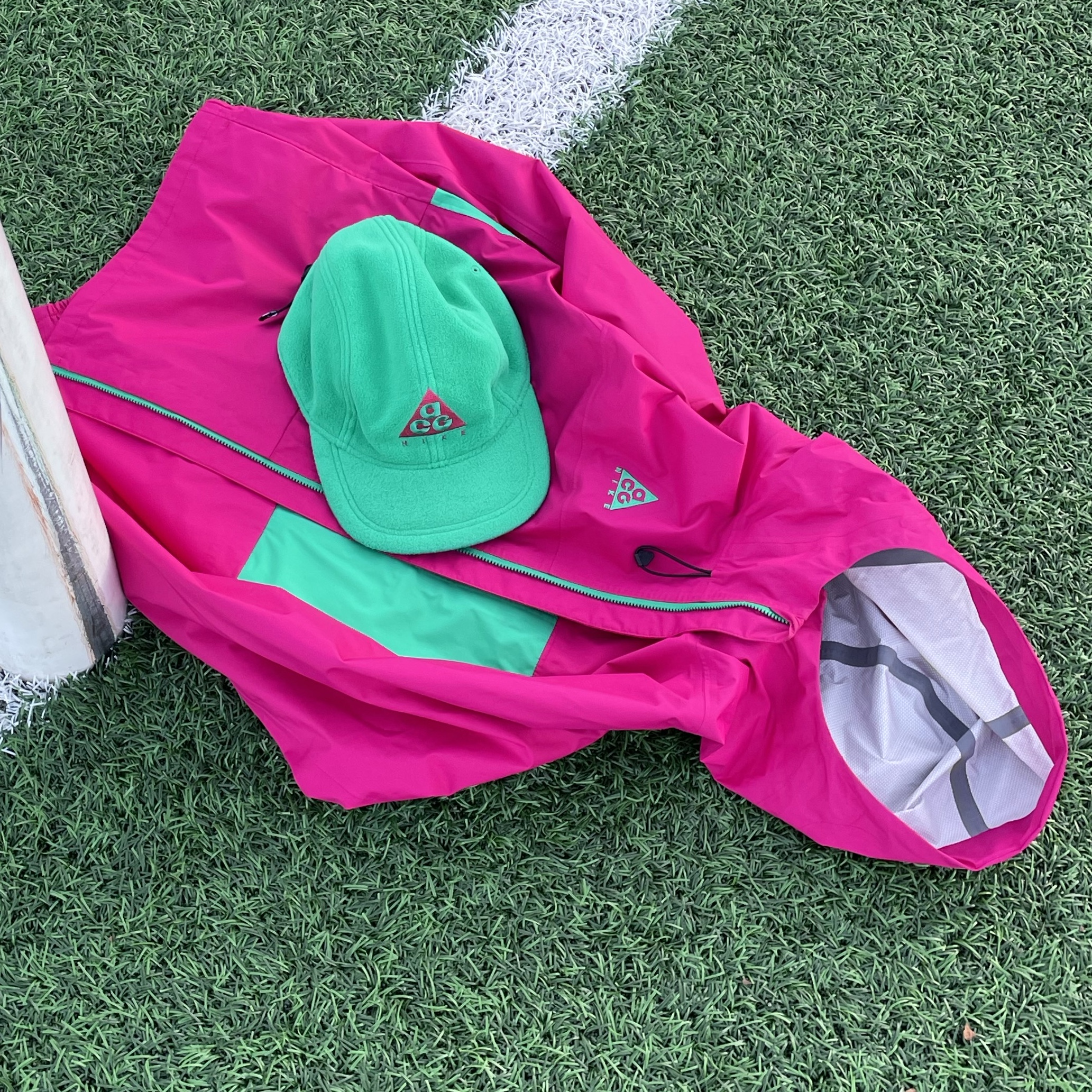 Nike ACG 2.5L Packable Jacket Fuchsia - Asia, Nike ACG AW84 Fleece Cap Lucid Green 착용 스타일