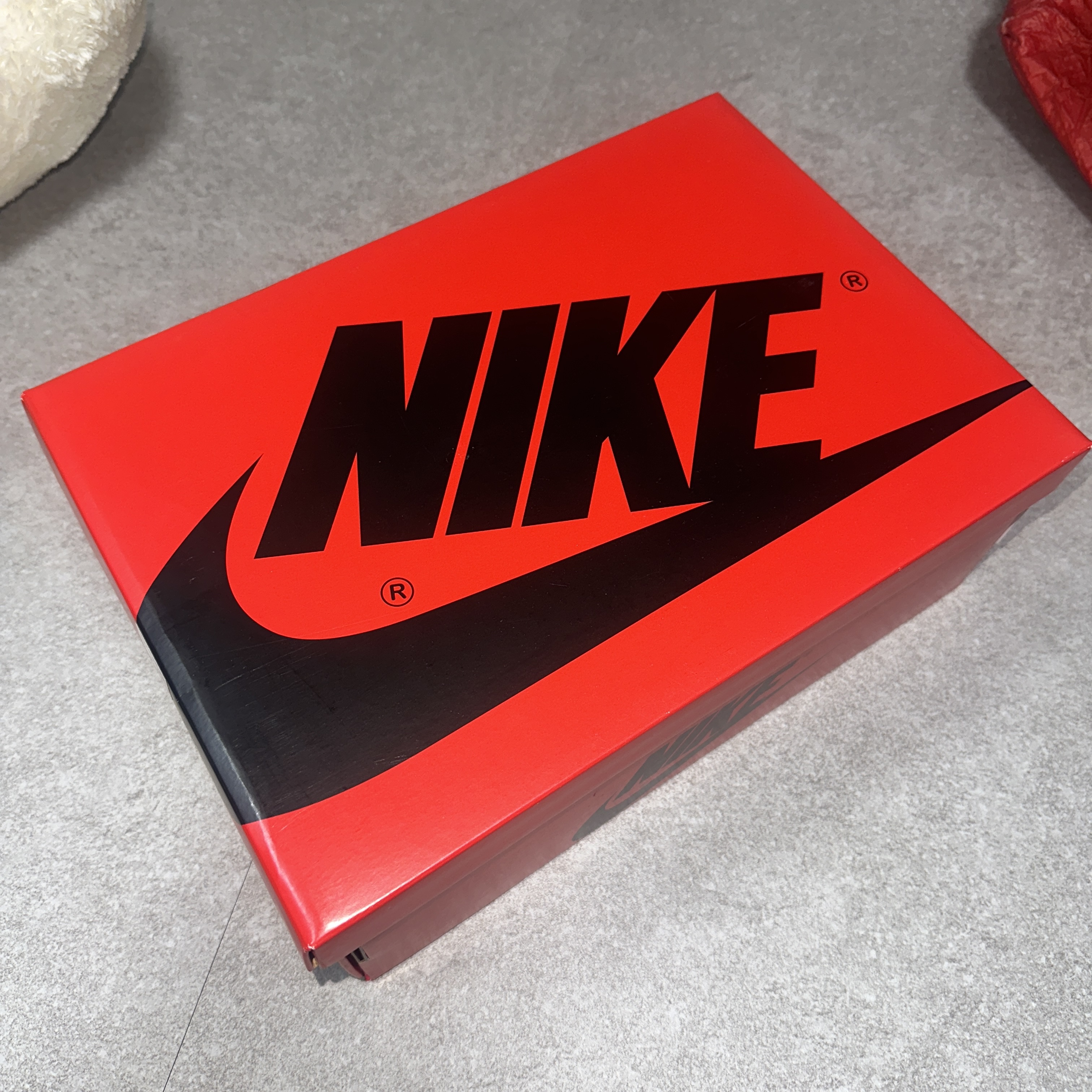 (W) Jordan 1 Retro High OG Medium Grey 착용 스타일 - 3