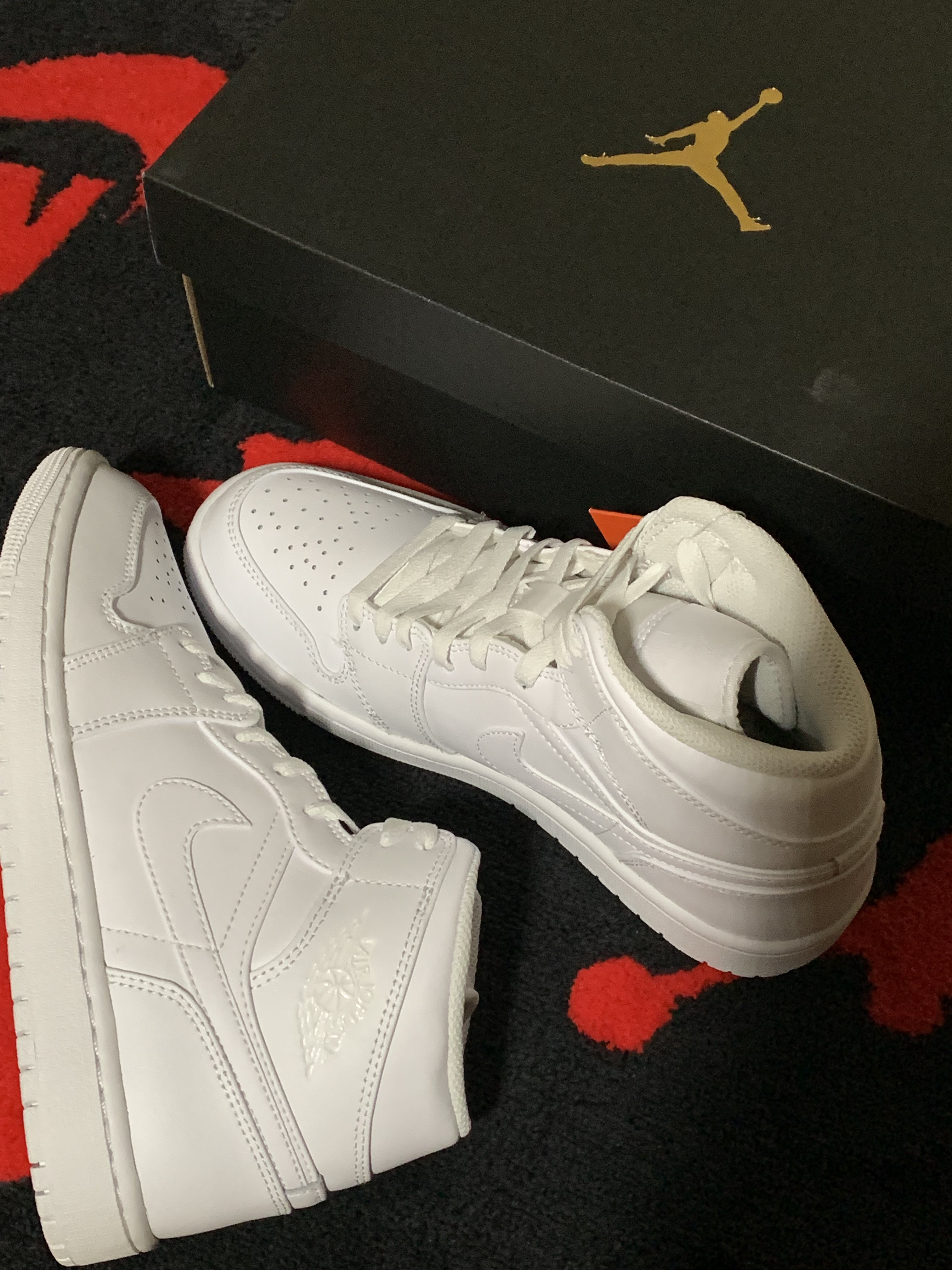 Jordan 1 Mid Triple White 2022 착용 스타일