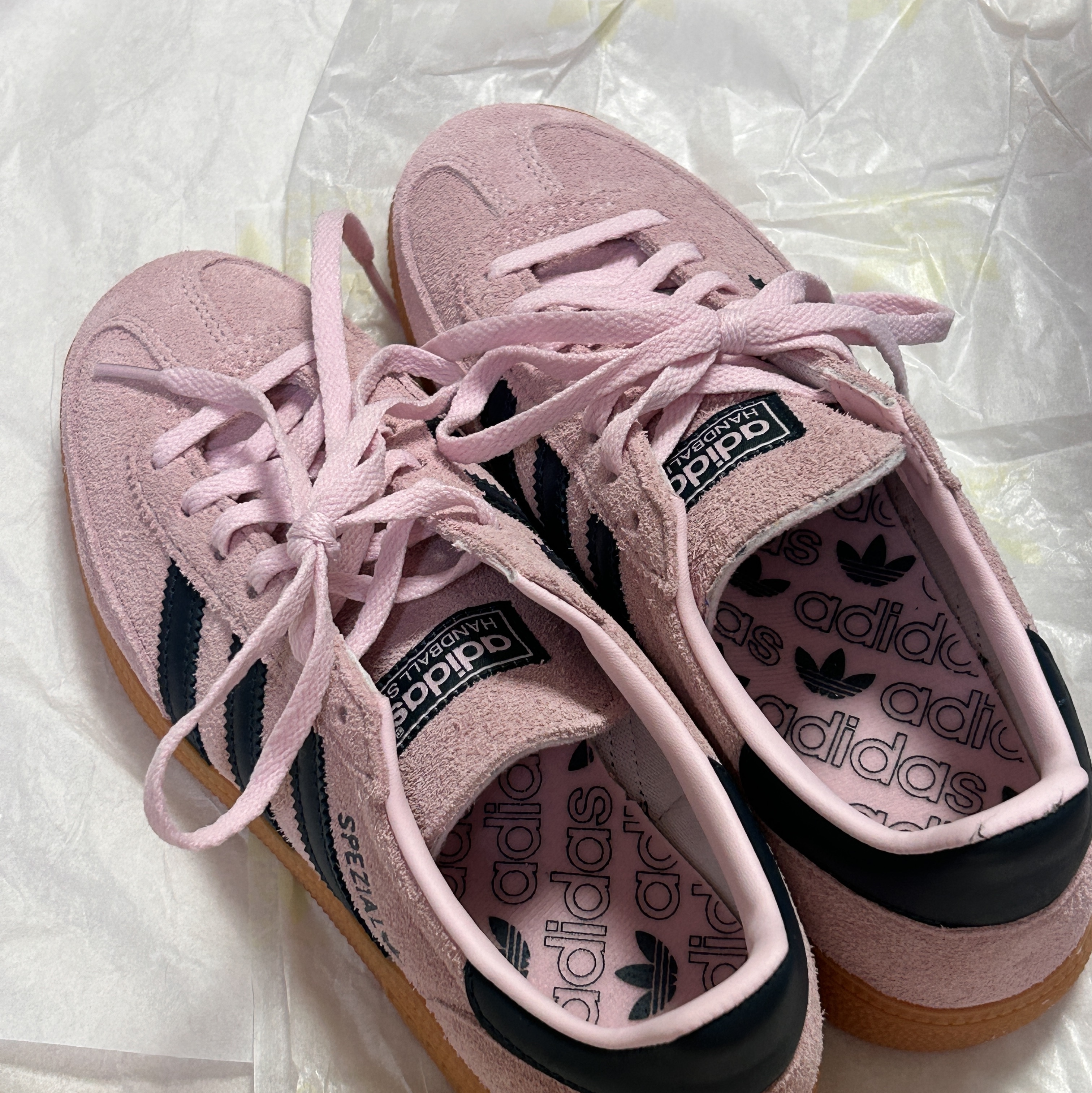 (W) Adidas Spezial Handball Clear Pink 착용 스타일 - 2