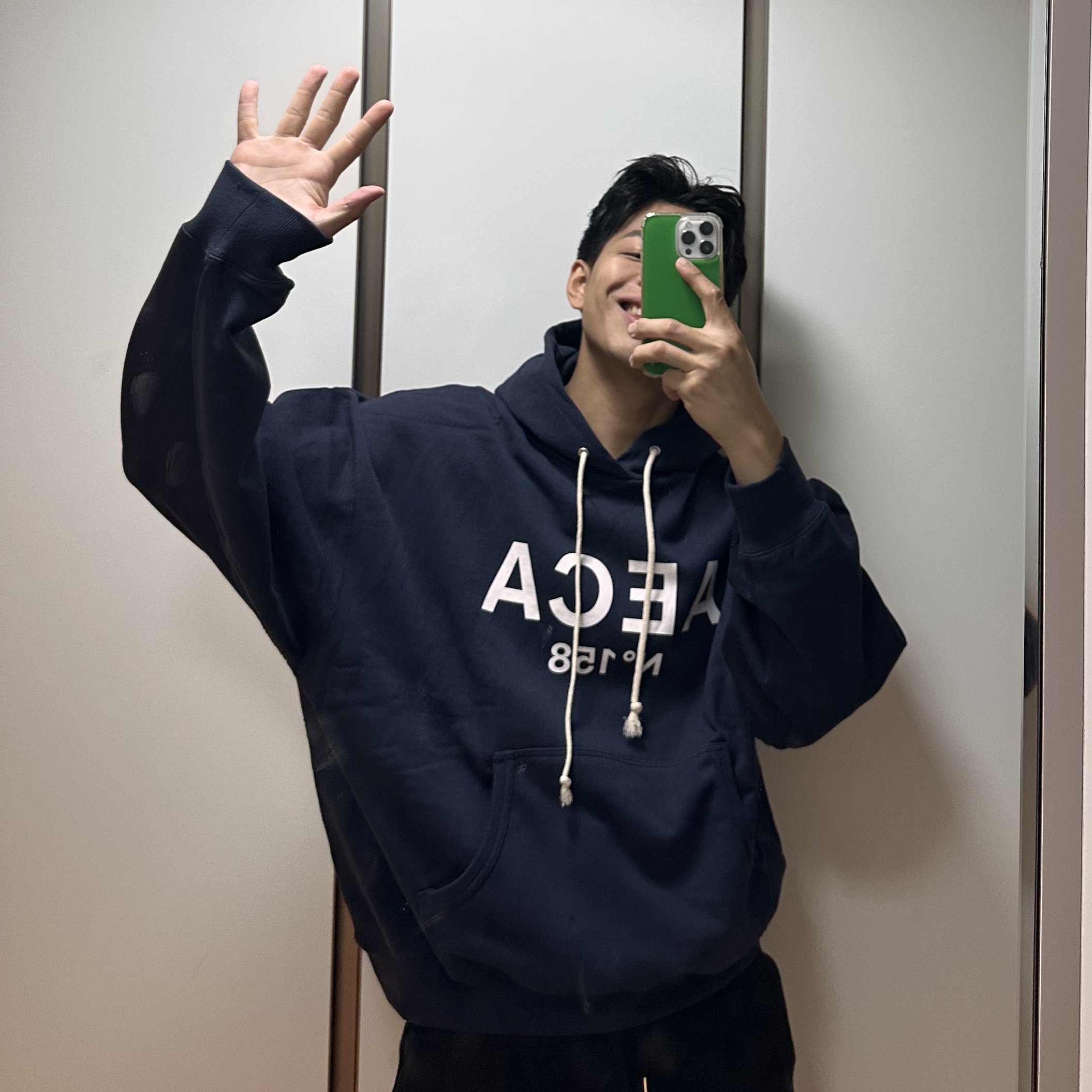 Off-White Chain Arrow Slim Hoodie Black, (W) Balenciaga Tyrex Sneakers Black 착용 스타일 - 2