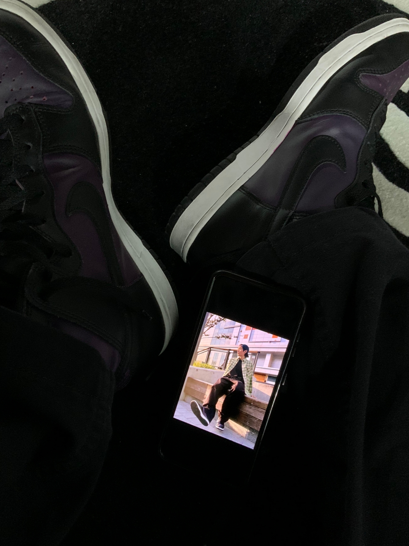 Nike x Fragment Dunk High Black 착용 스타일 - 1
