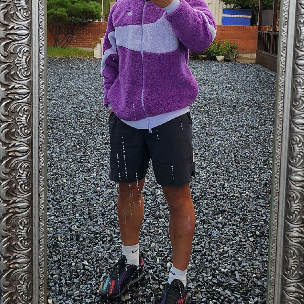 Nike Big Swoosh Full Zip Jacket Purple Violet, Nike Air Max 720 Black Neon Streaks 착용 스타일