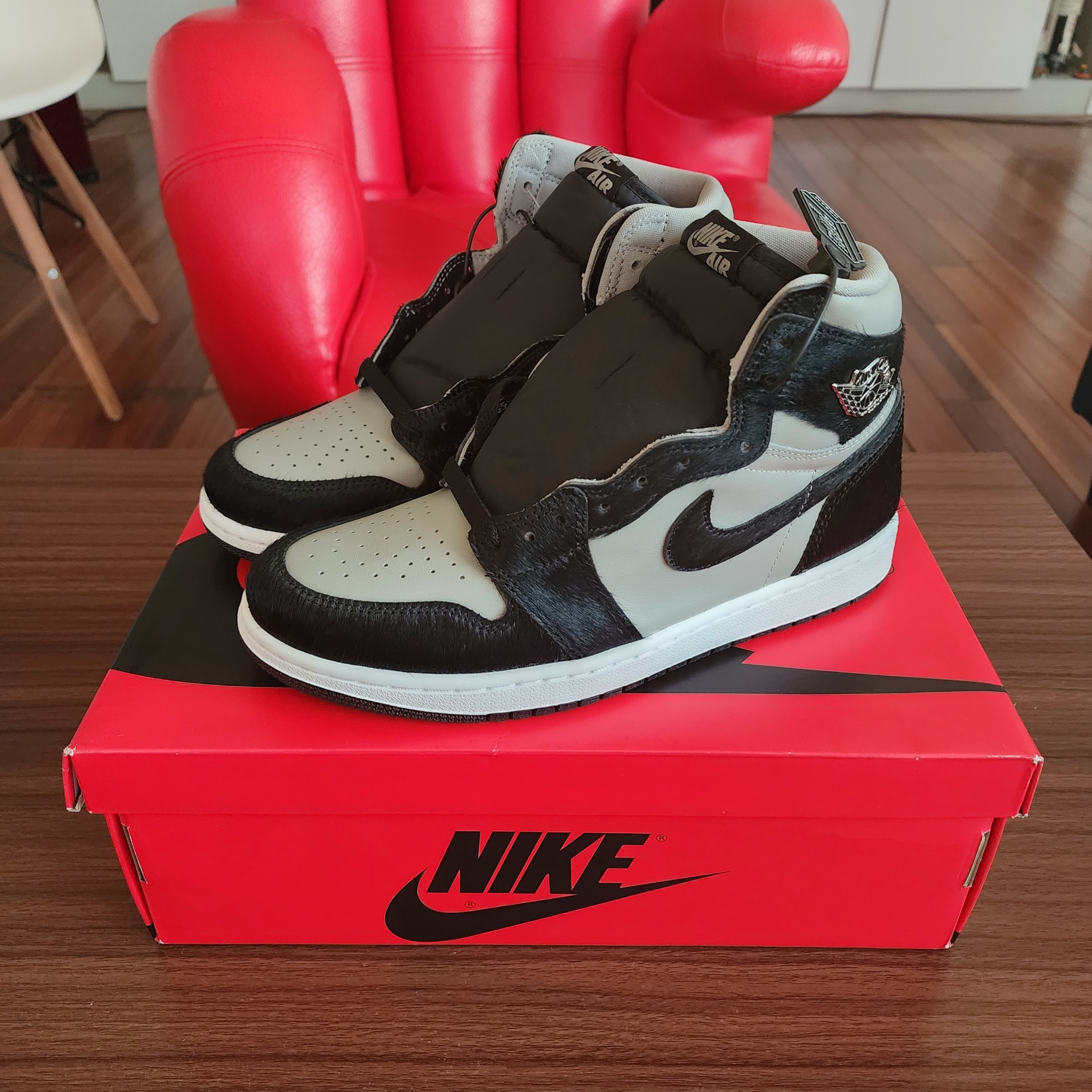 (W) Jordan 1 Retro High OG Medium Grey 착용 스타일
