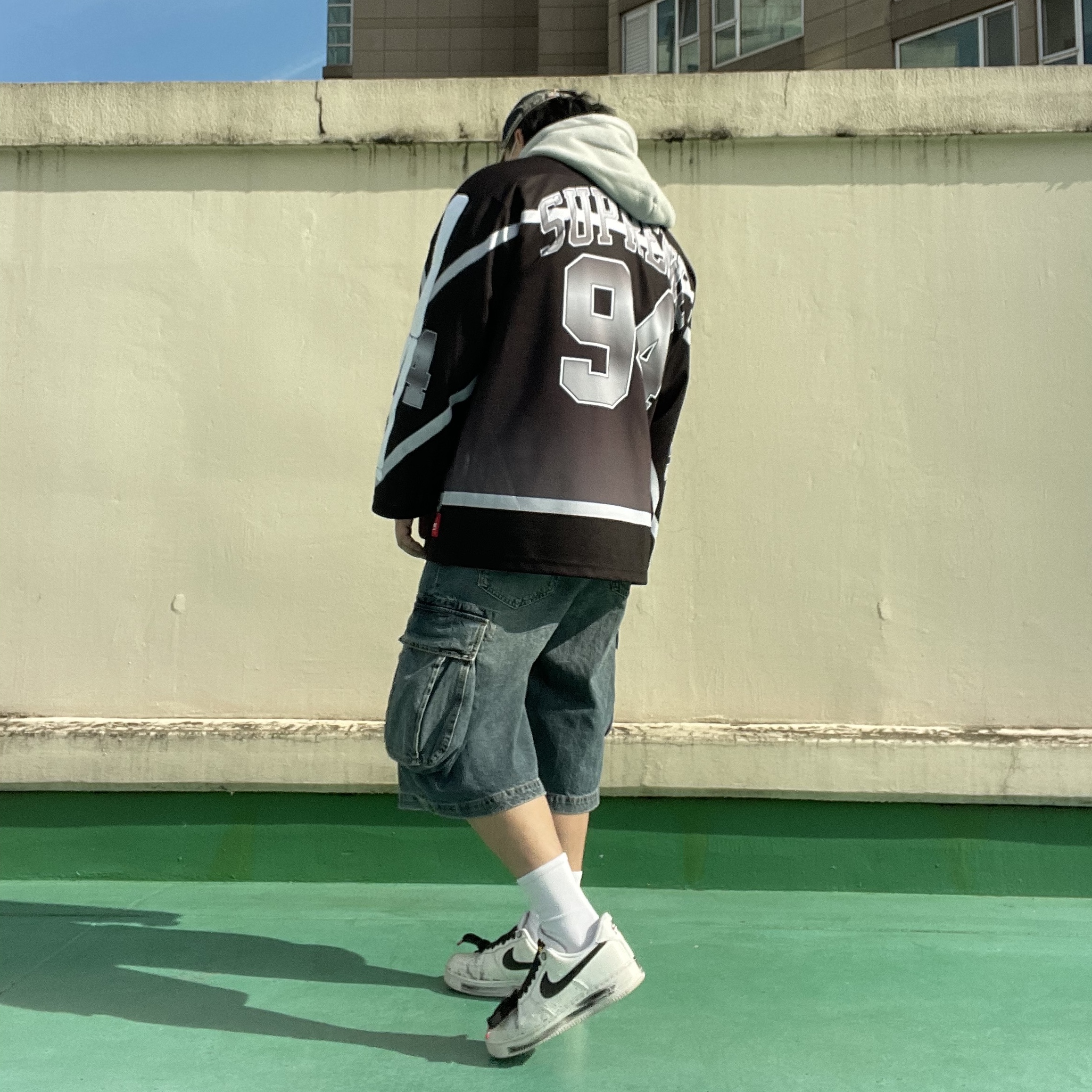 Supreme Bones Hockey Jersey Black - 23FW, Diesel C-Seymon Treated Denim Baseball Cap Blue White 착용 스타일 - 4